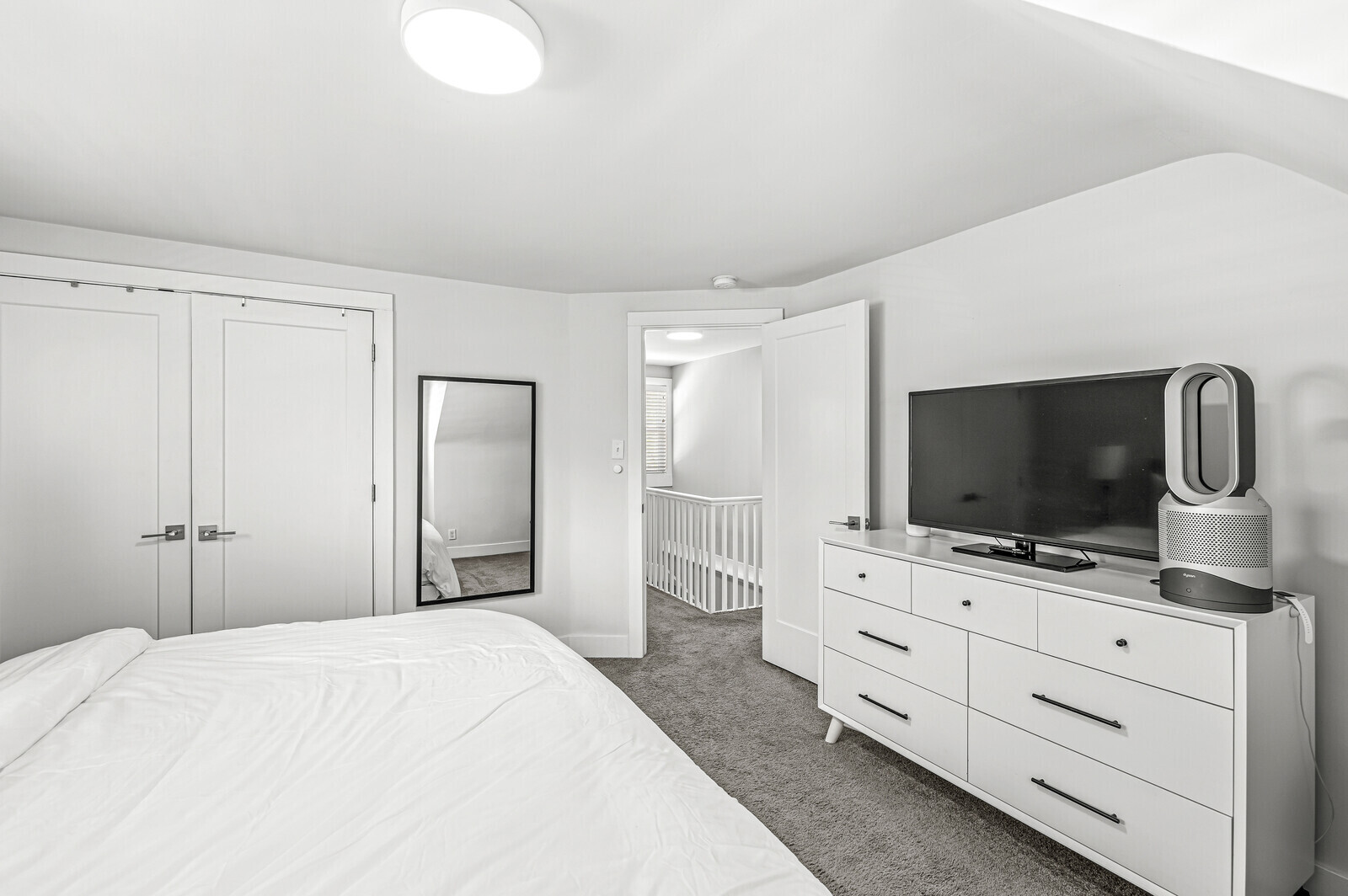 5653 Haverford Avenue