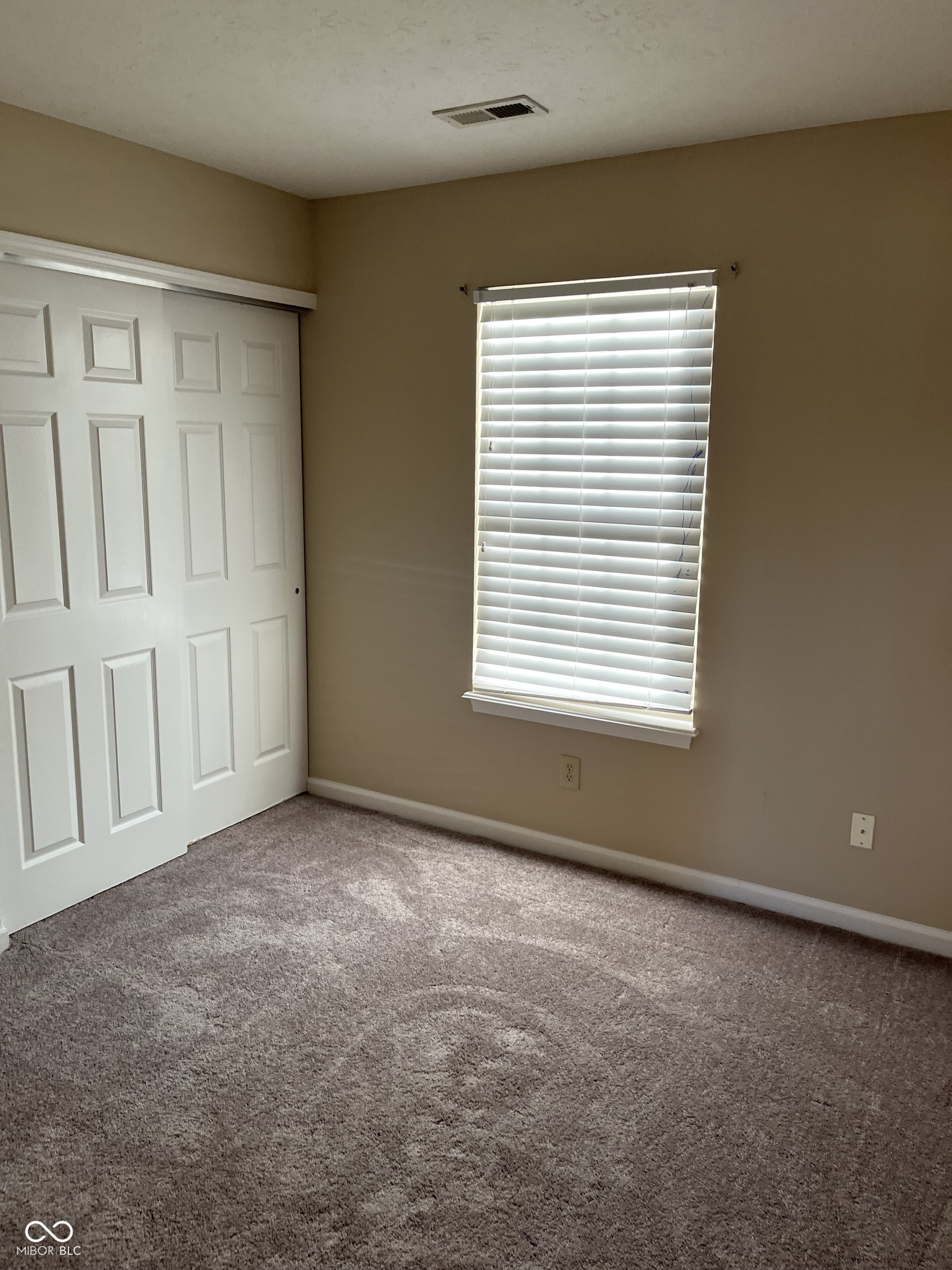 10854 Lexington Drive