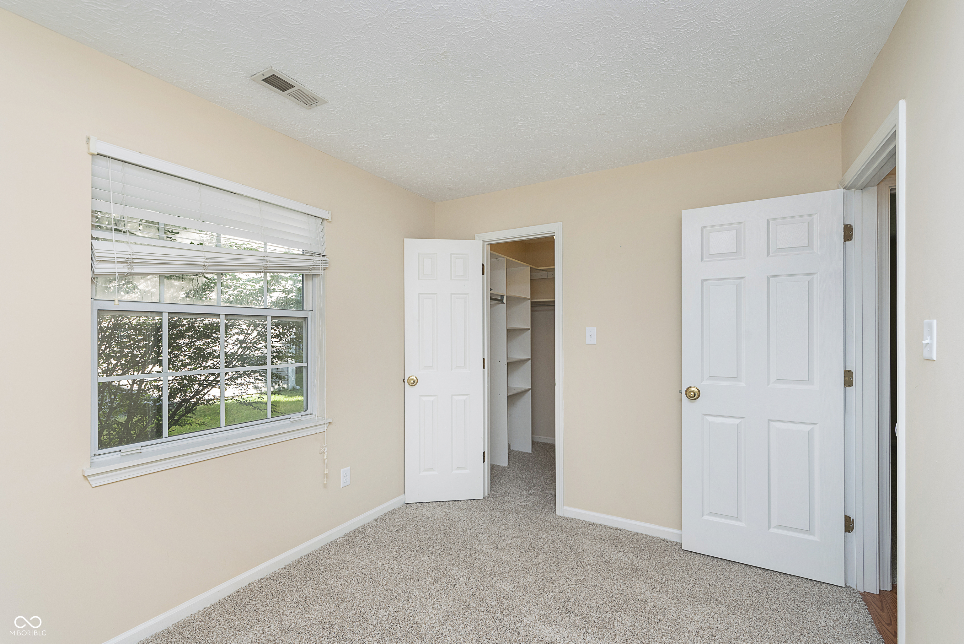 6890 Wild Cherry Drive