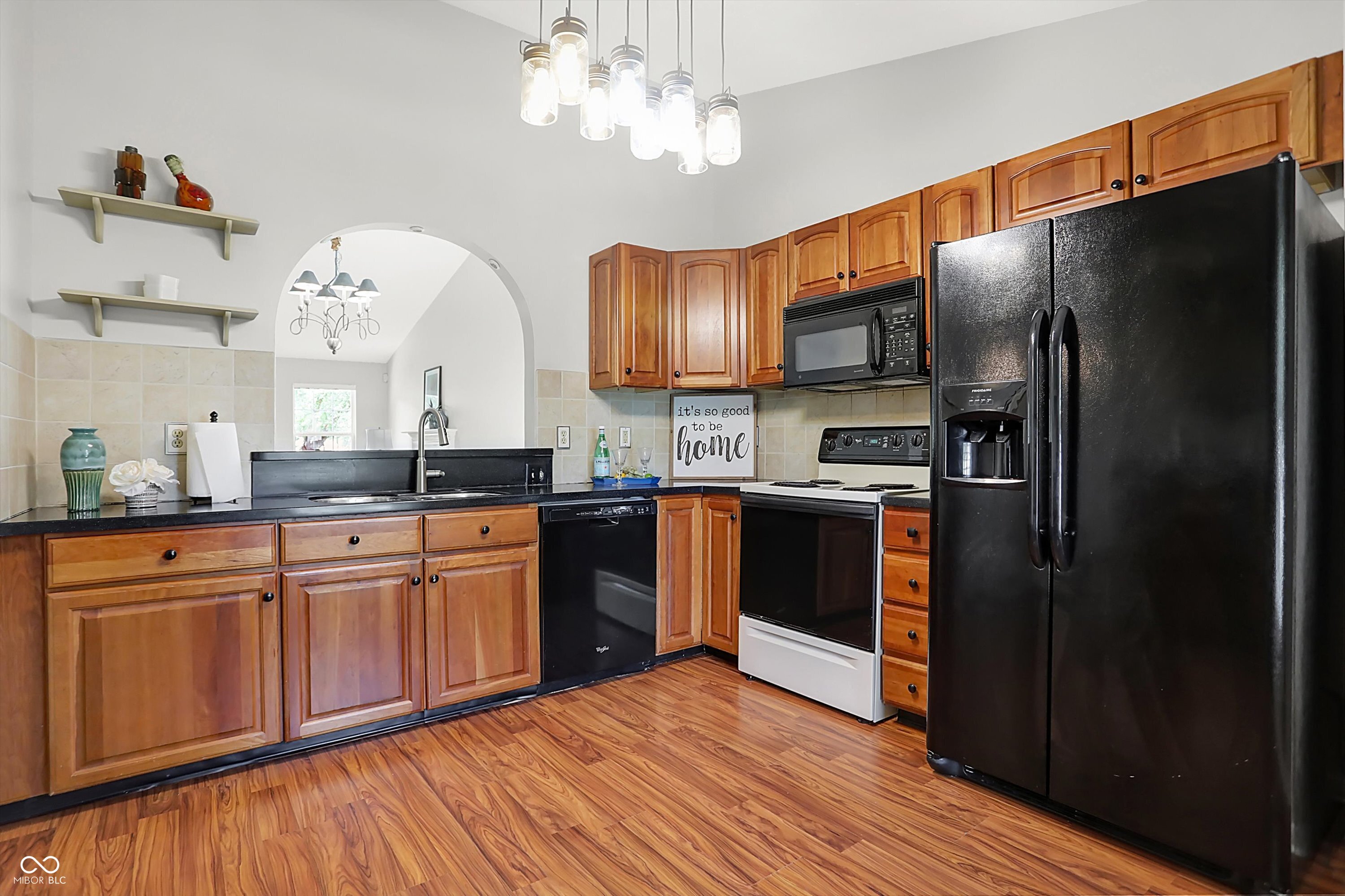 6753 Lexington Circle