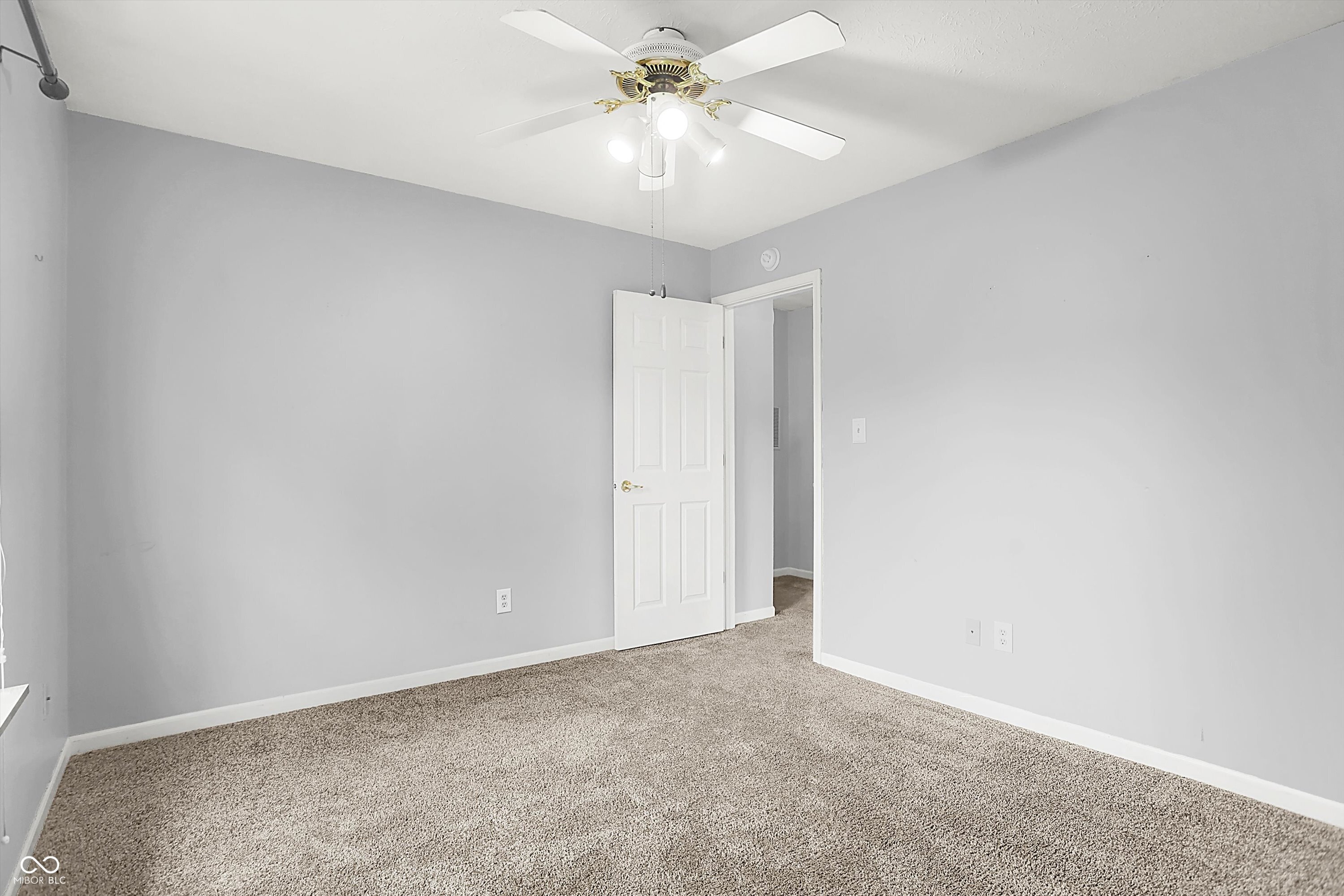 6753 Lexington Circle
