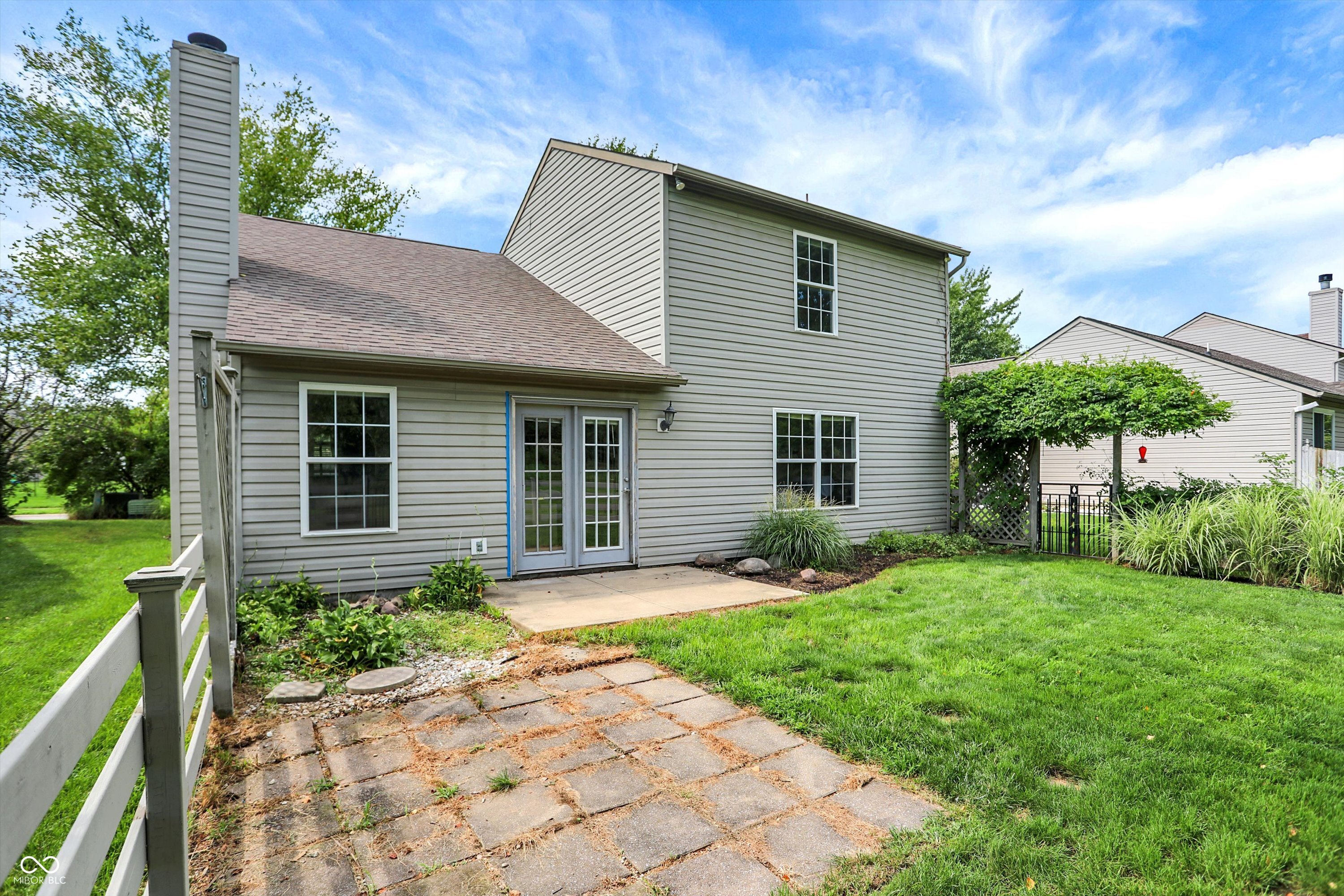 6753 Lexington Circle