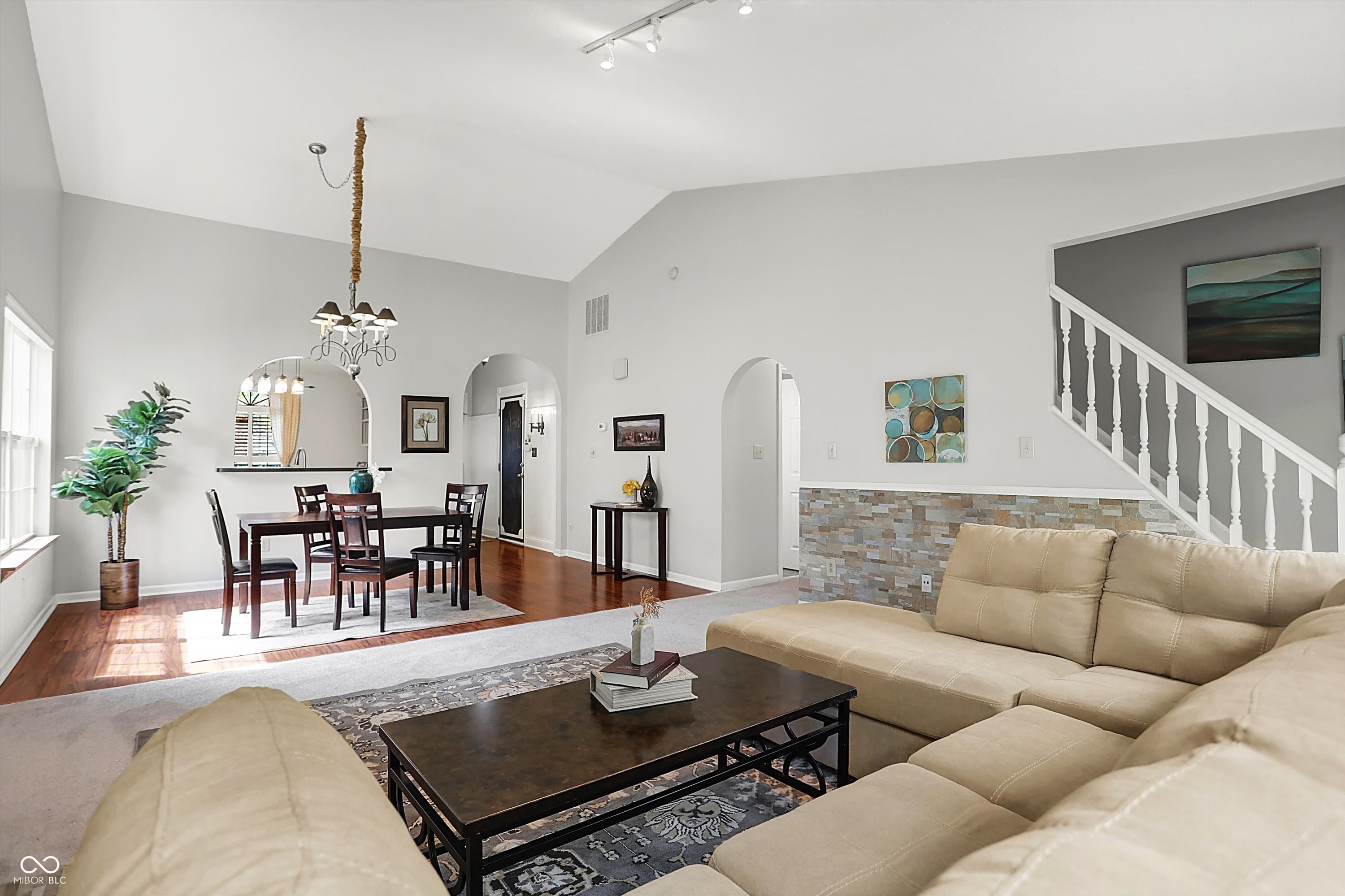 6753 Lexington Circle