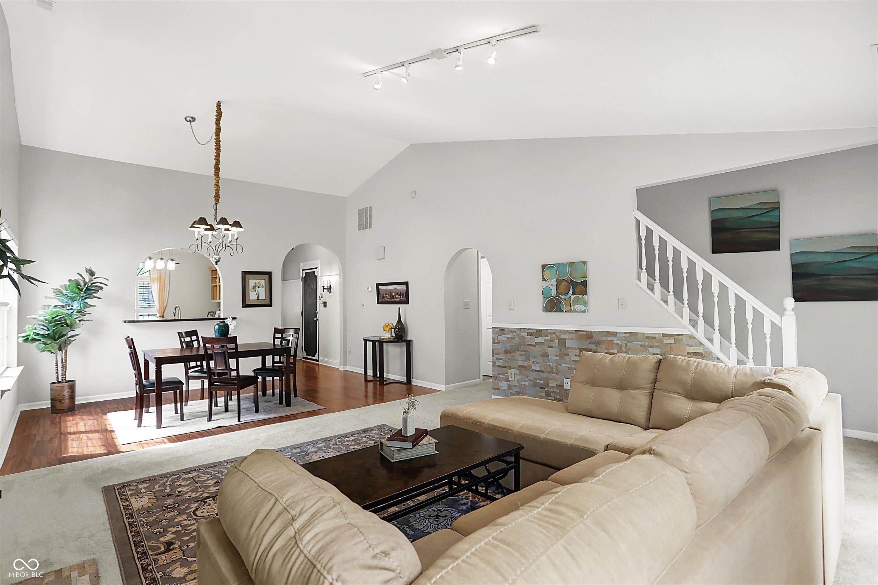 6753 Lexington Circle