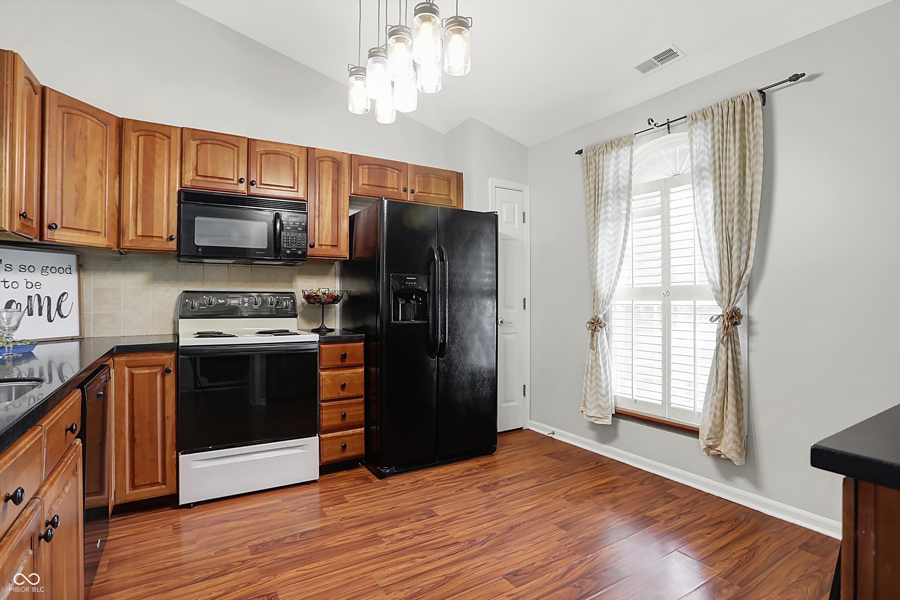 6753 Lexington Circle