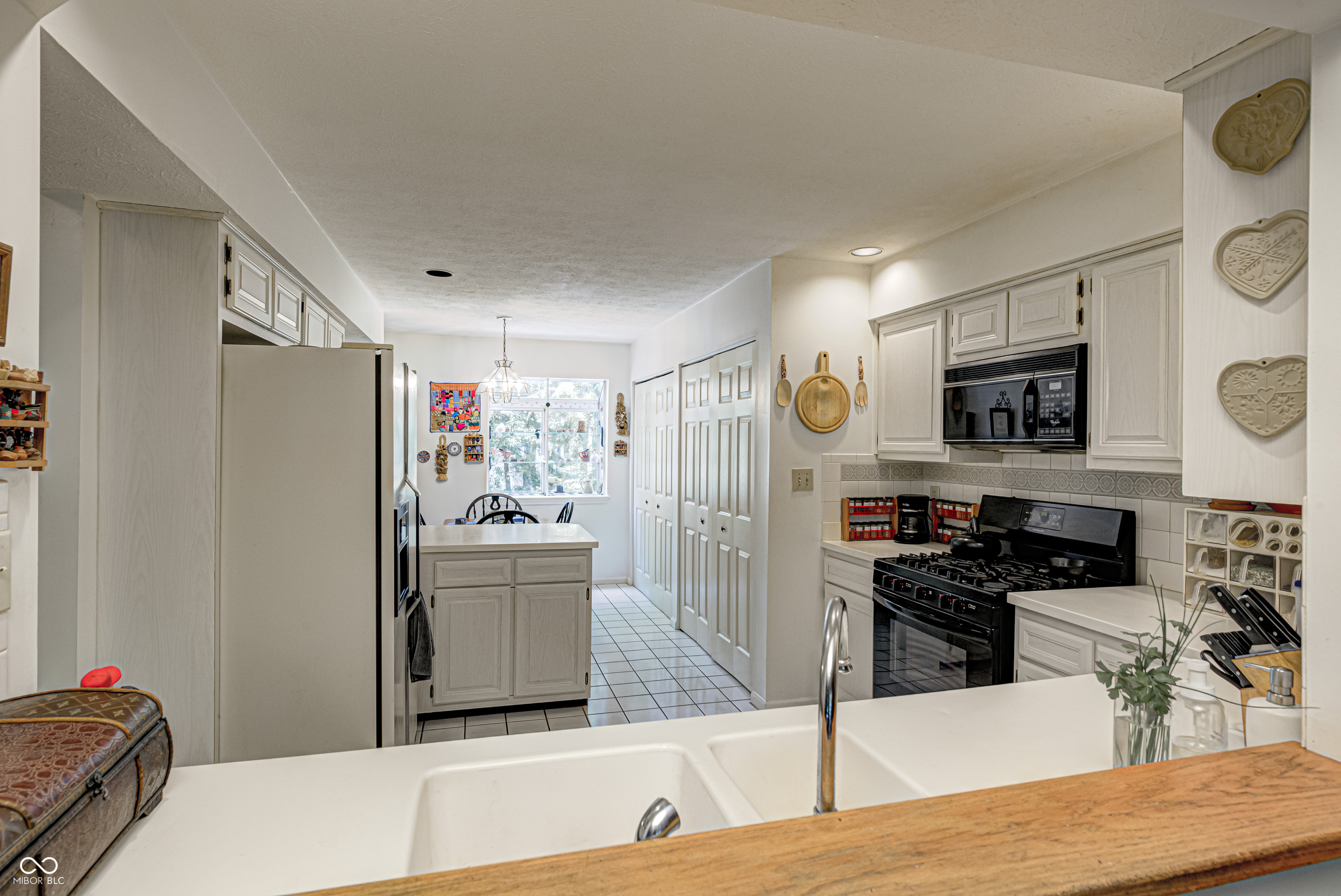 1113 Island Woods Drive