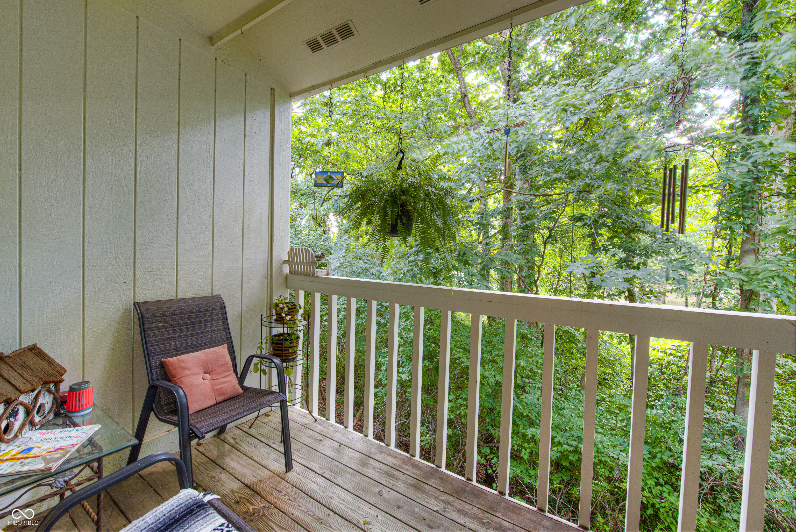 1113 Island Woods Drive