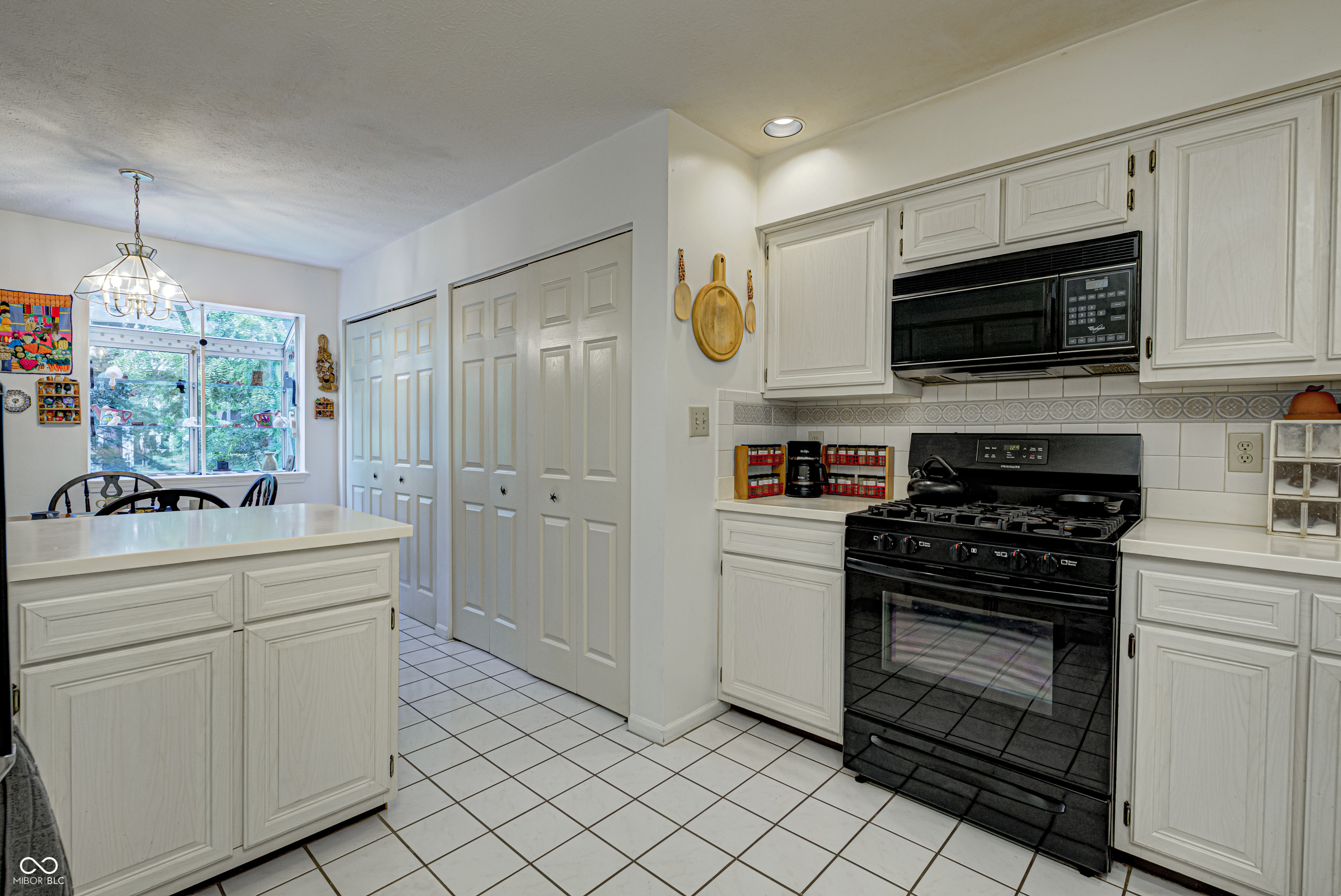 1113 Island Woods Drive