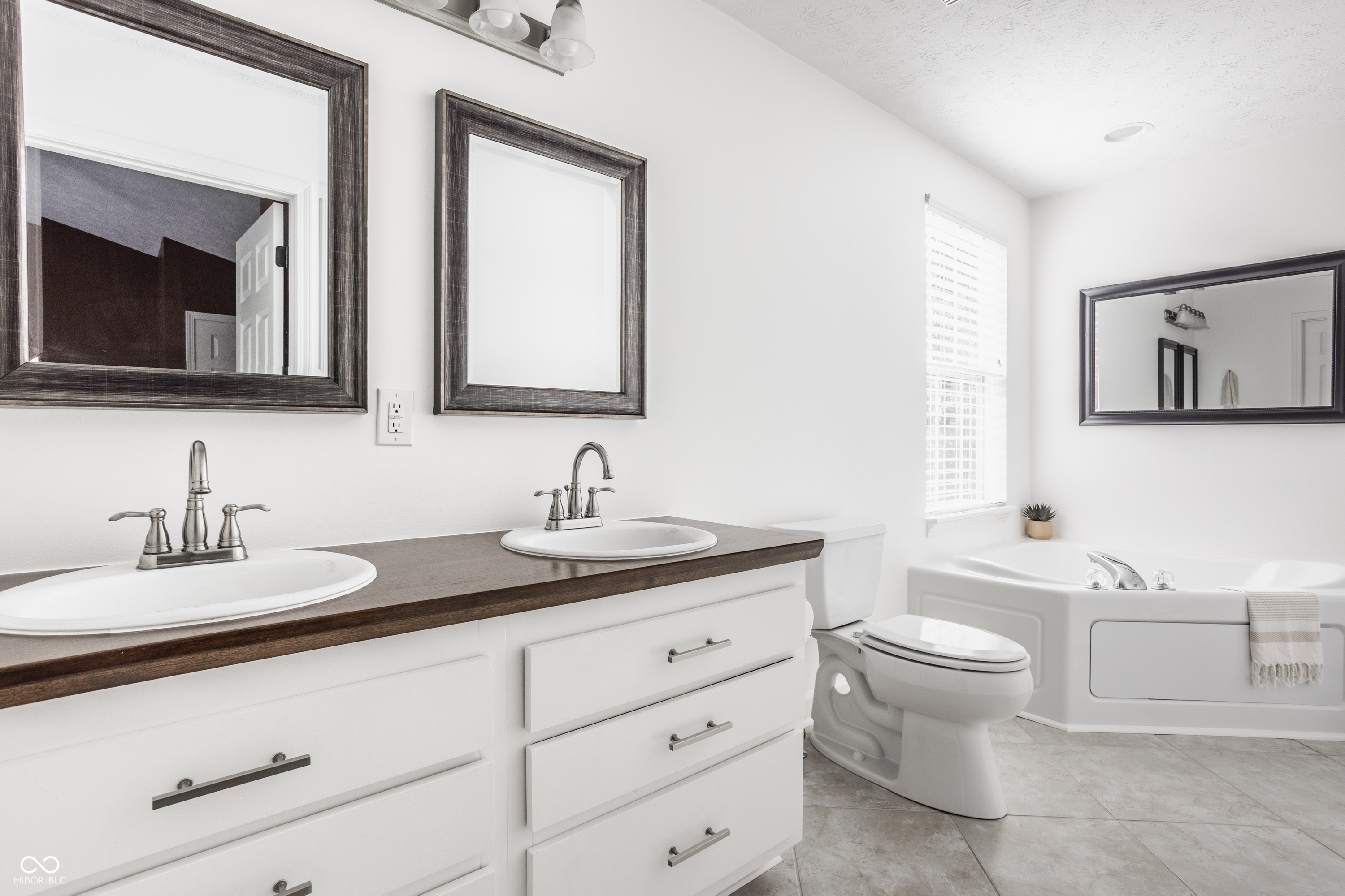 10302 Plantana Boulevard