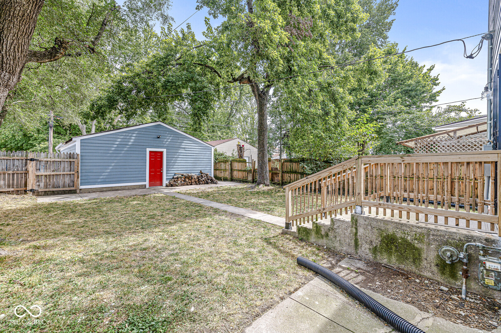 433 N Chester Avenue