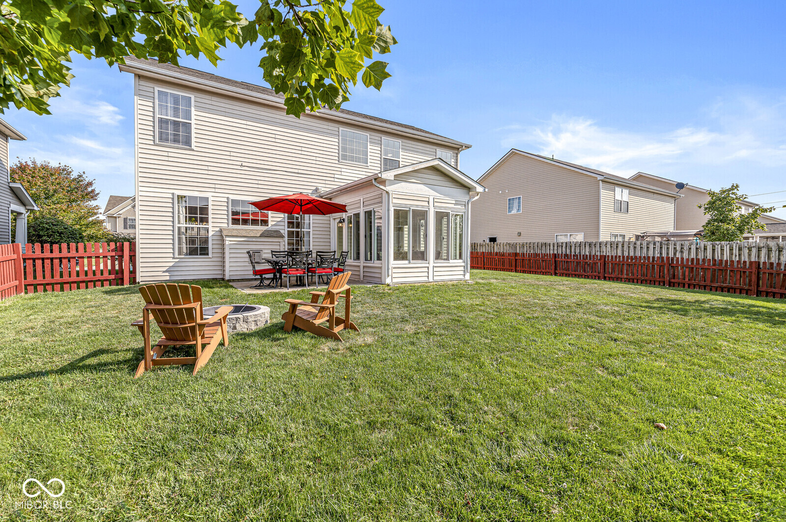 4245 Amesbury Place