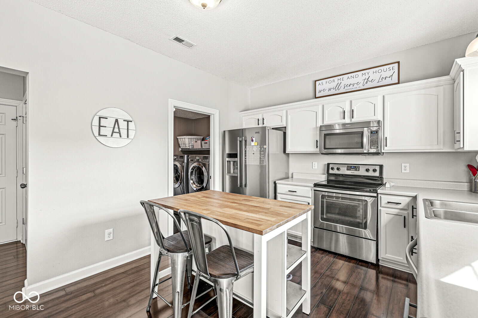 4245 Amesbury Place
