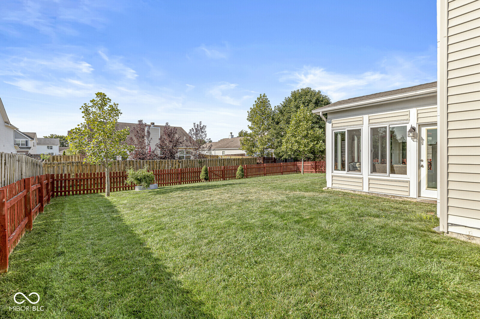 4245 Amesbury Place