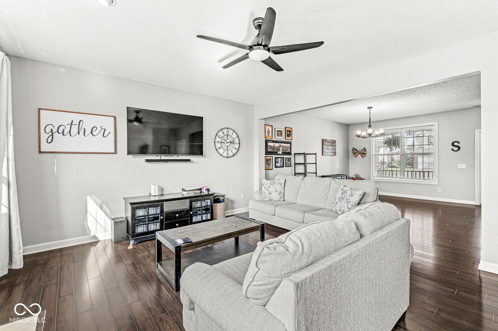 4245 Amesbury Place
