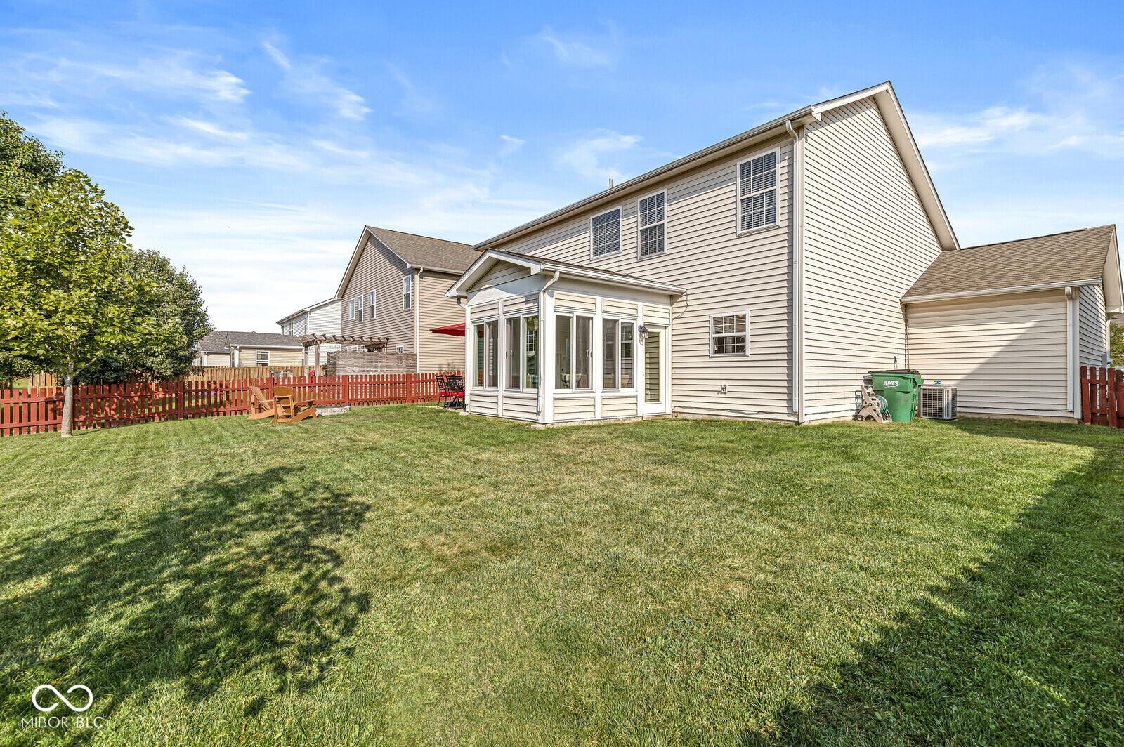 4245 Amesbury Place