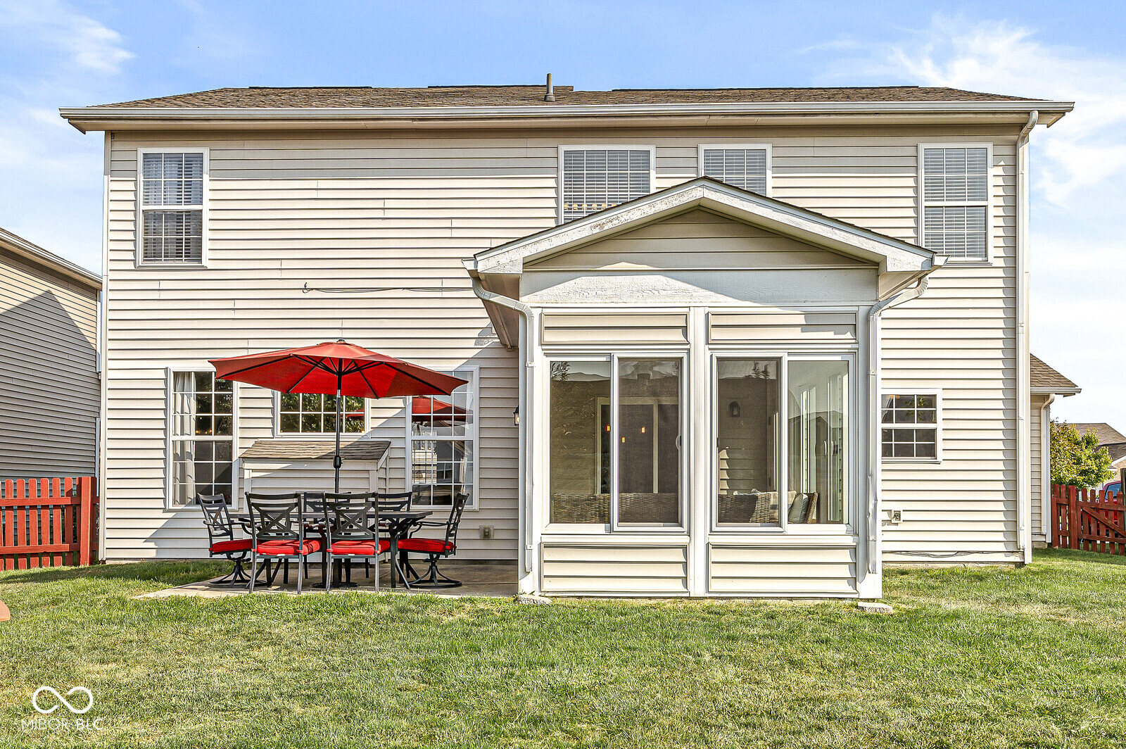 4245 Amesbury Place