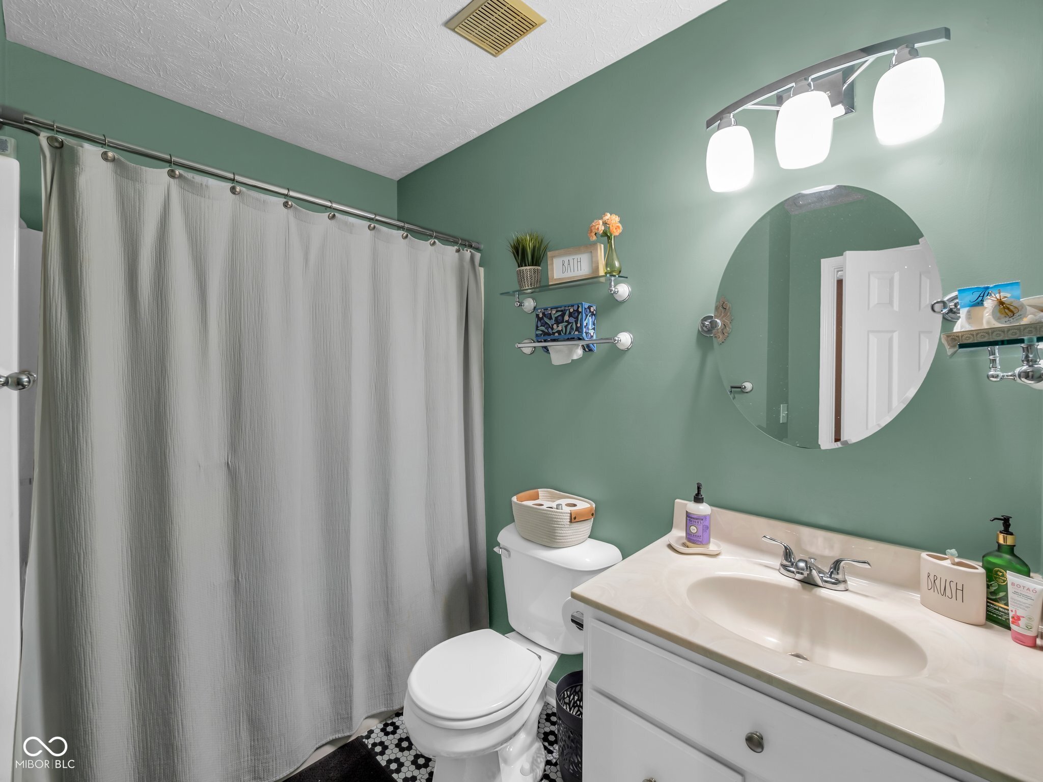 10145 Red Tail Drive