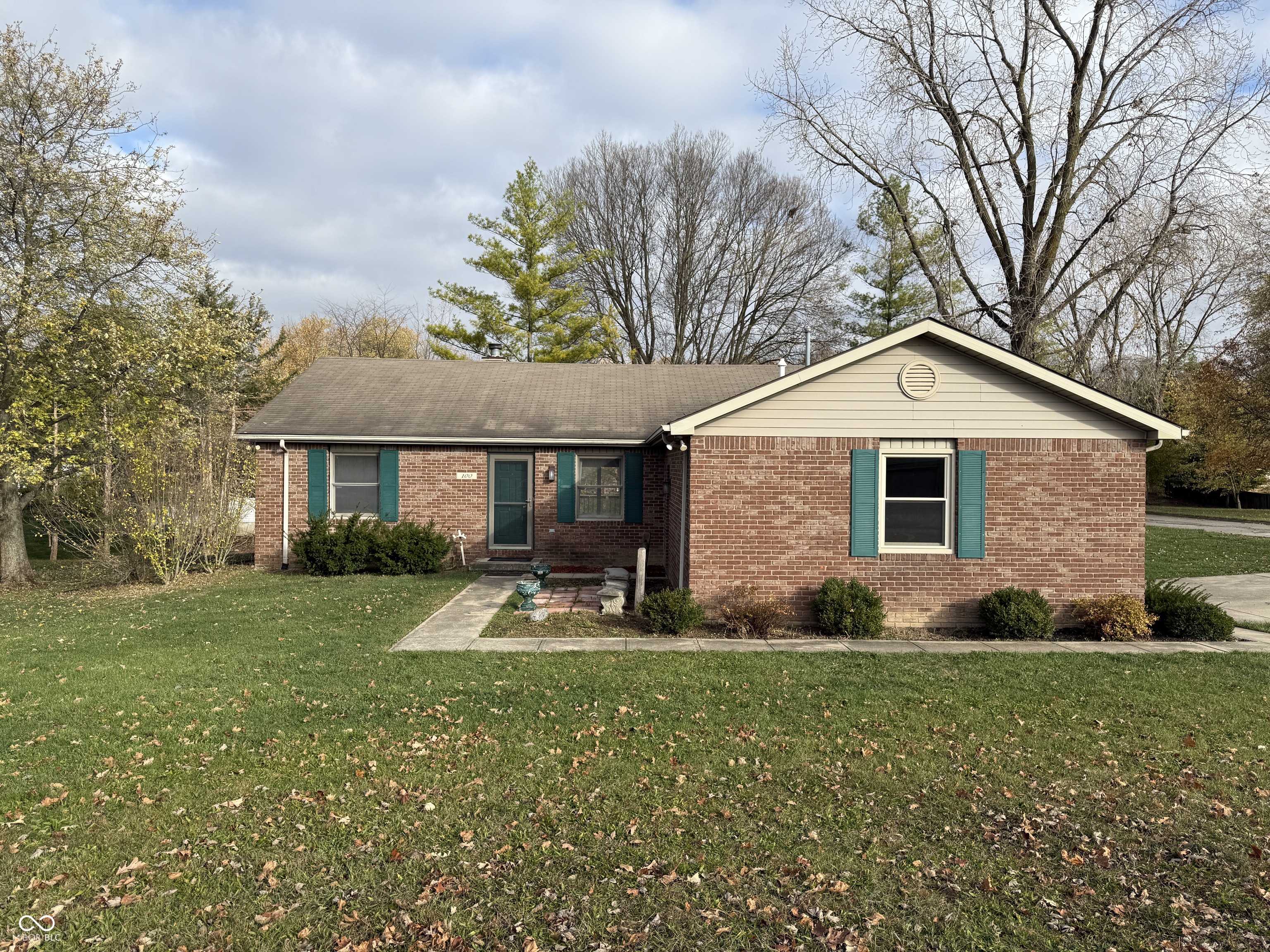 100 W Hillsboro Drive