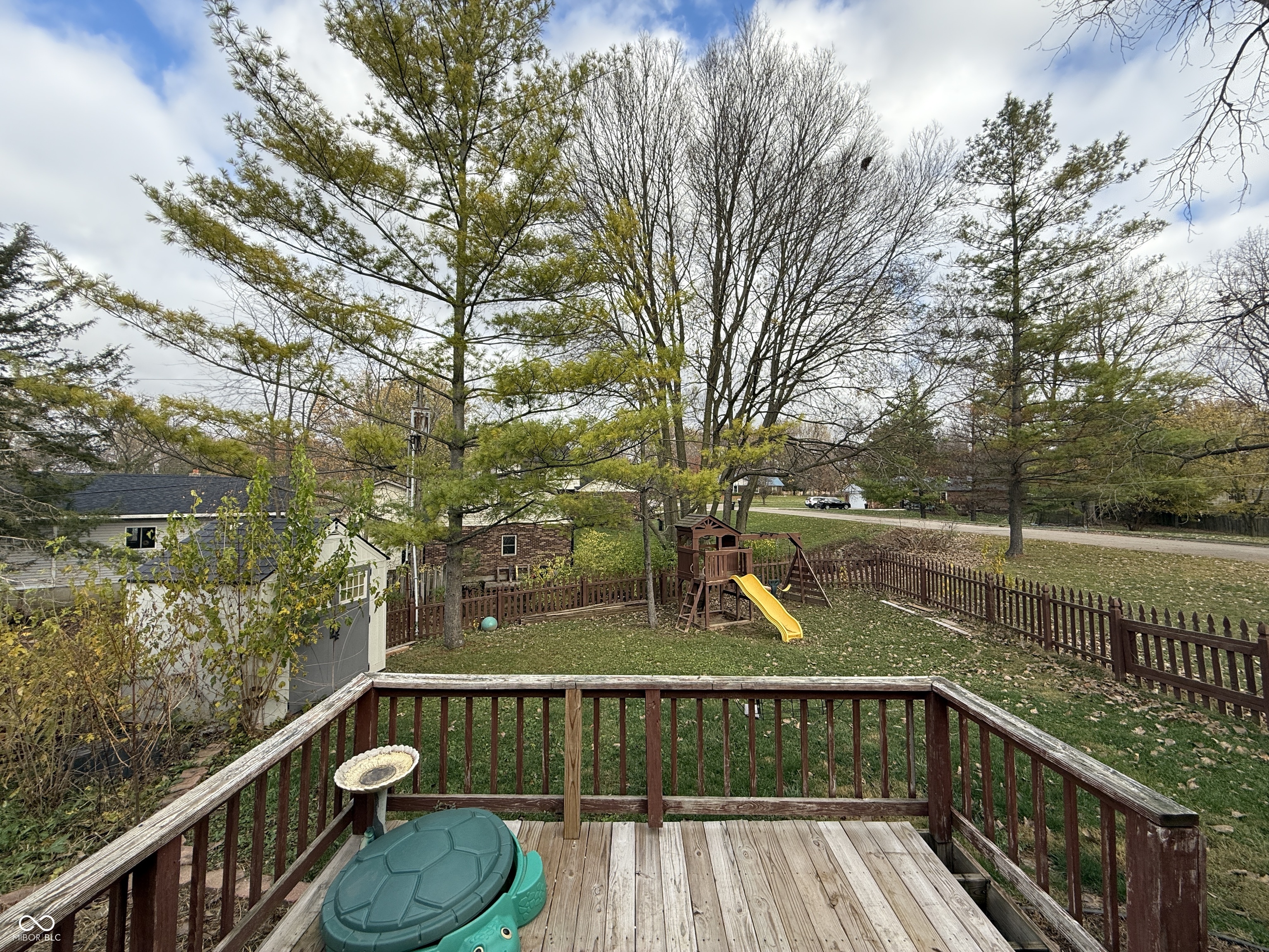 100 W Hillsboro Drive