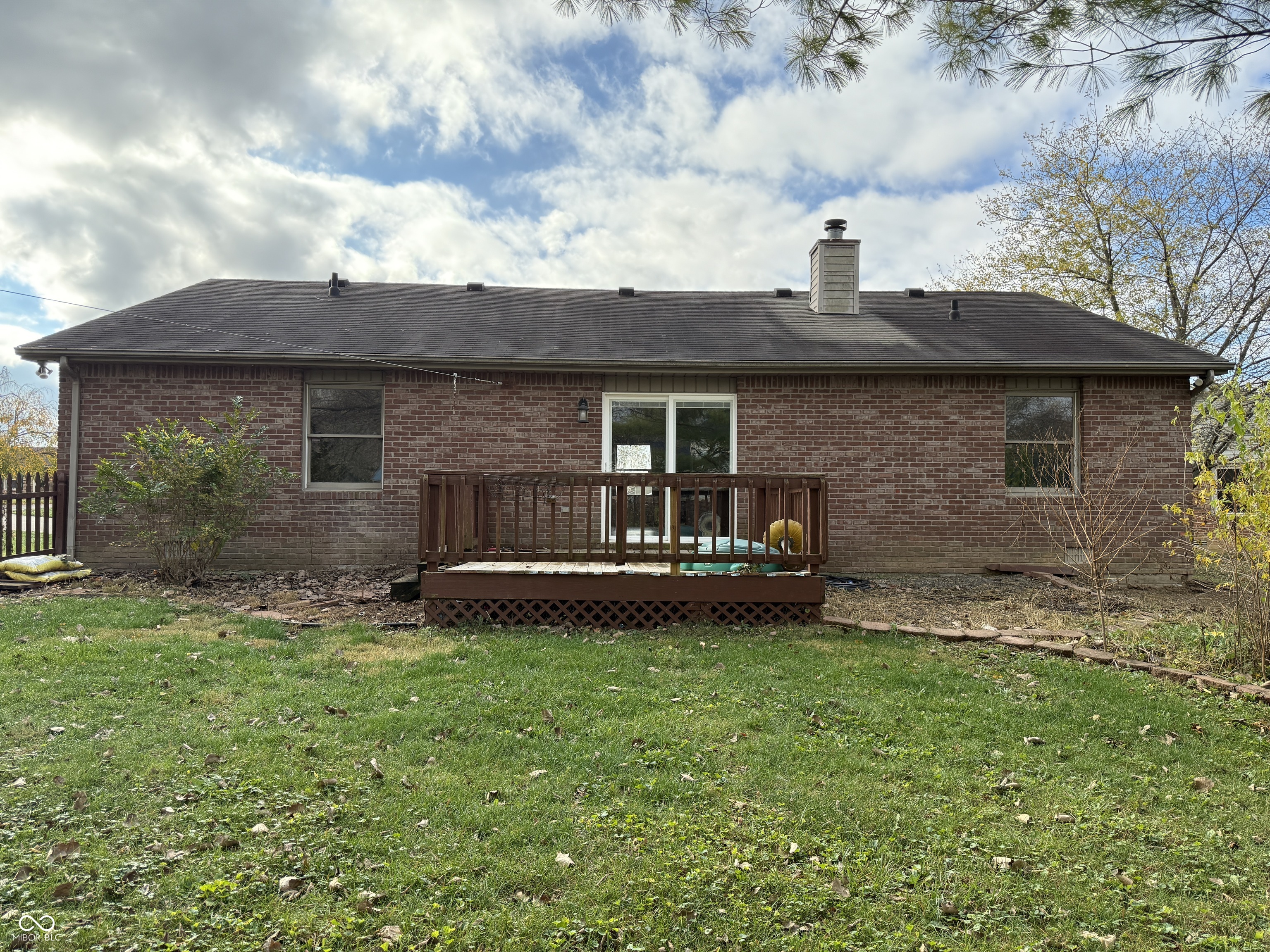 100 W Hillsboro Drive