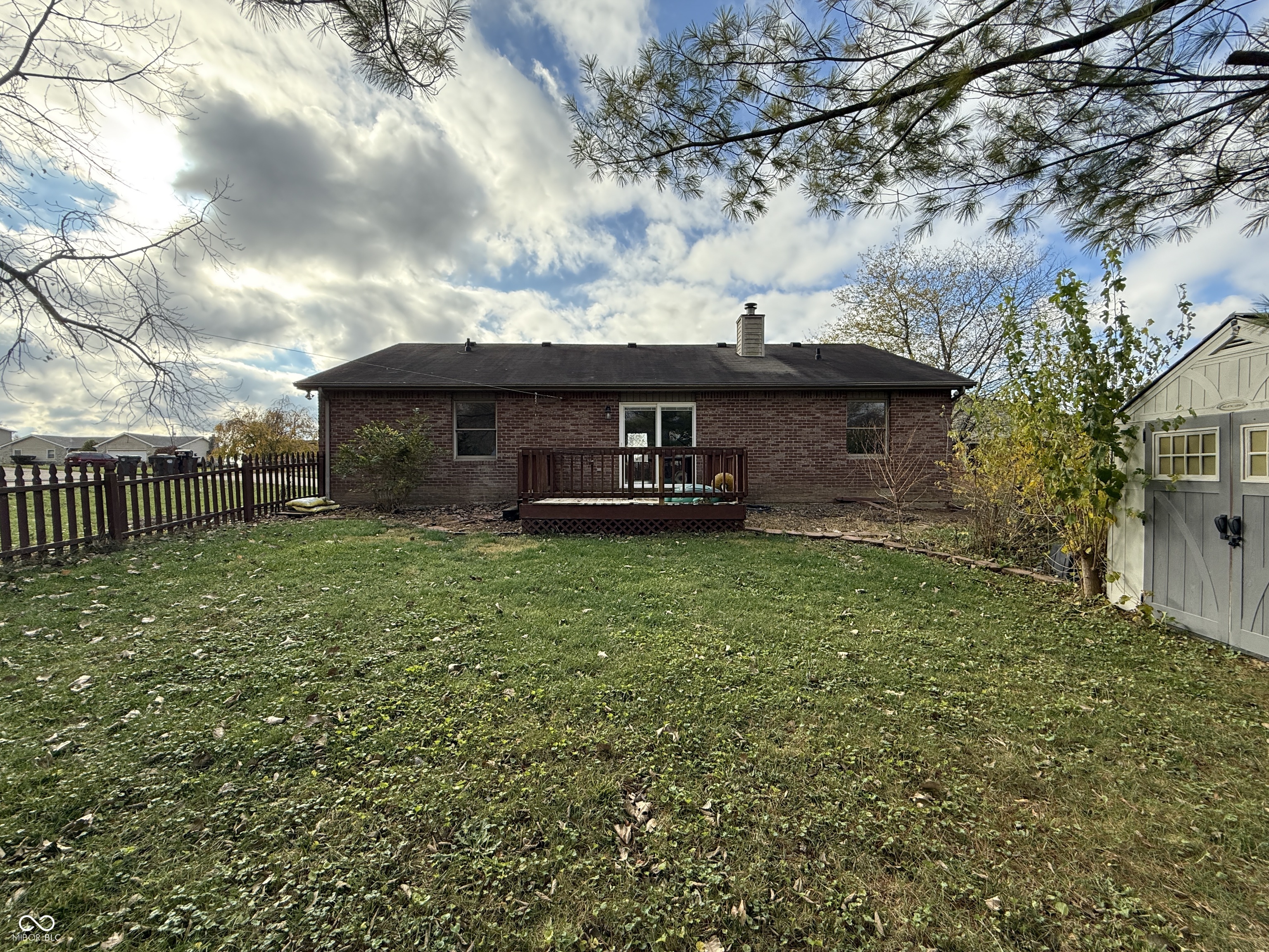 100 W Hillsboro Drive