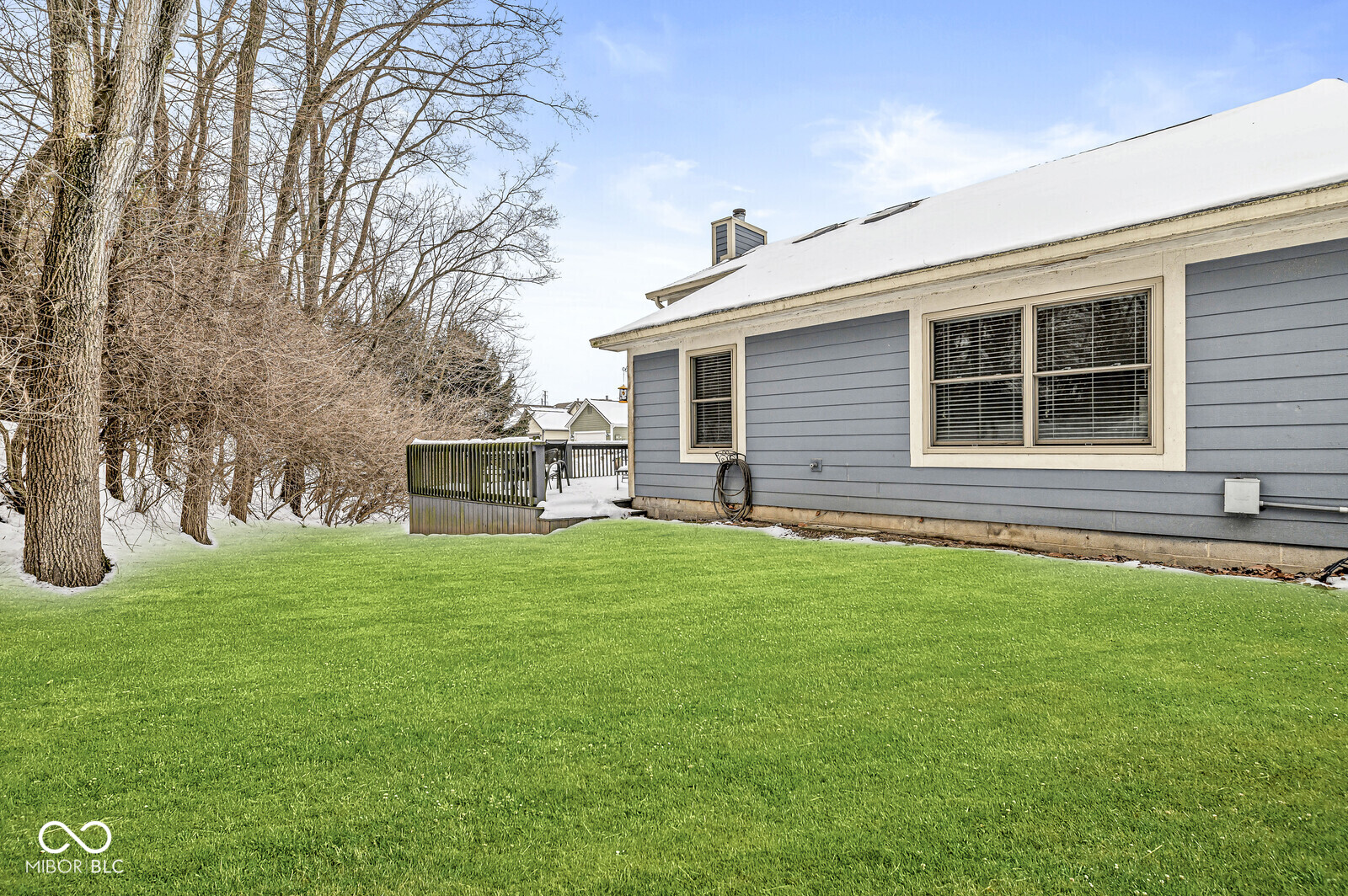 8139 River Bay Drive E