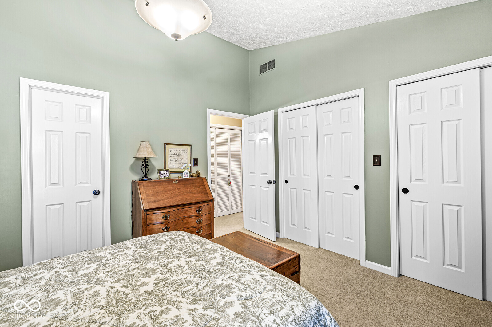 8139 River Bay Drive E