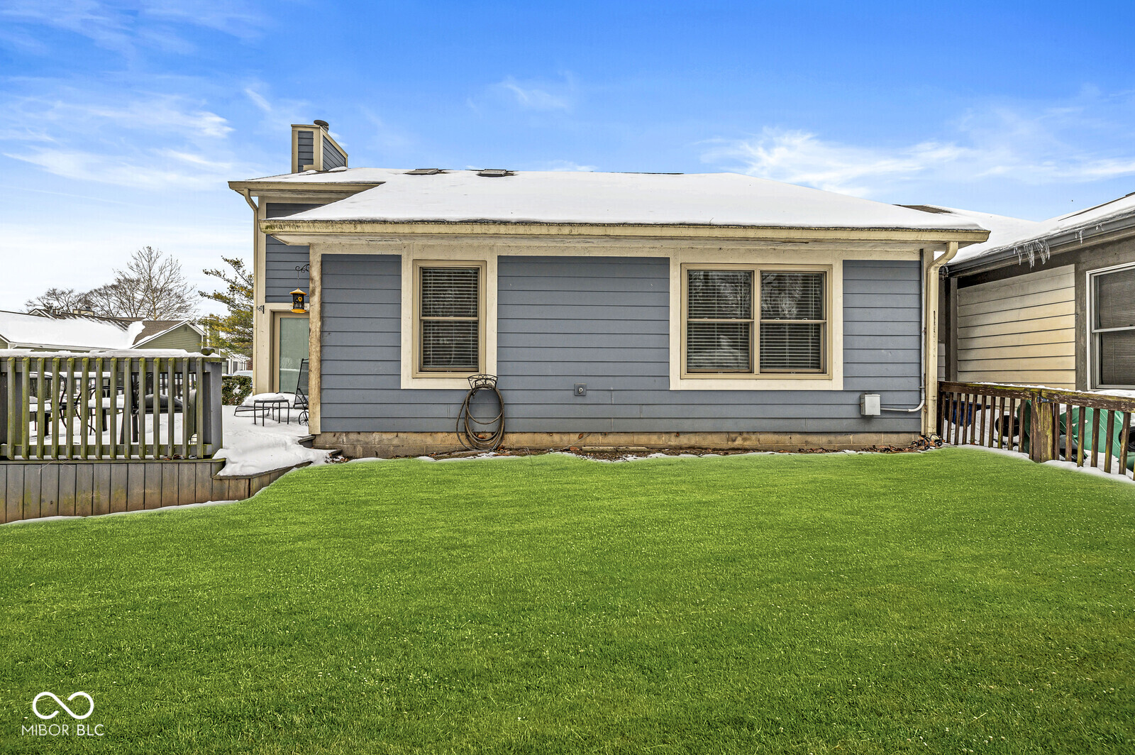 8139 River Bay Drive E