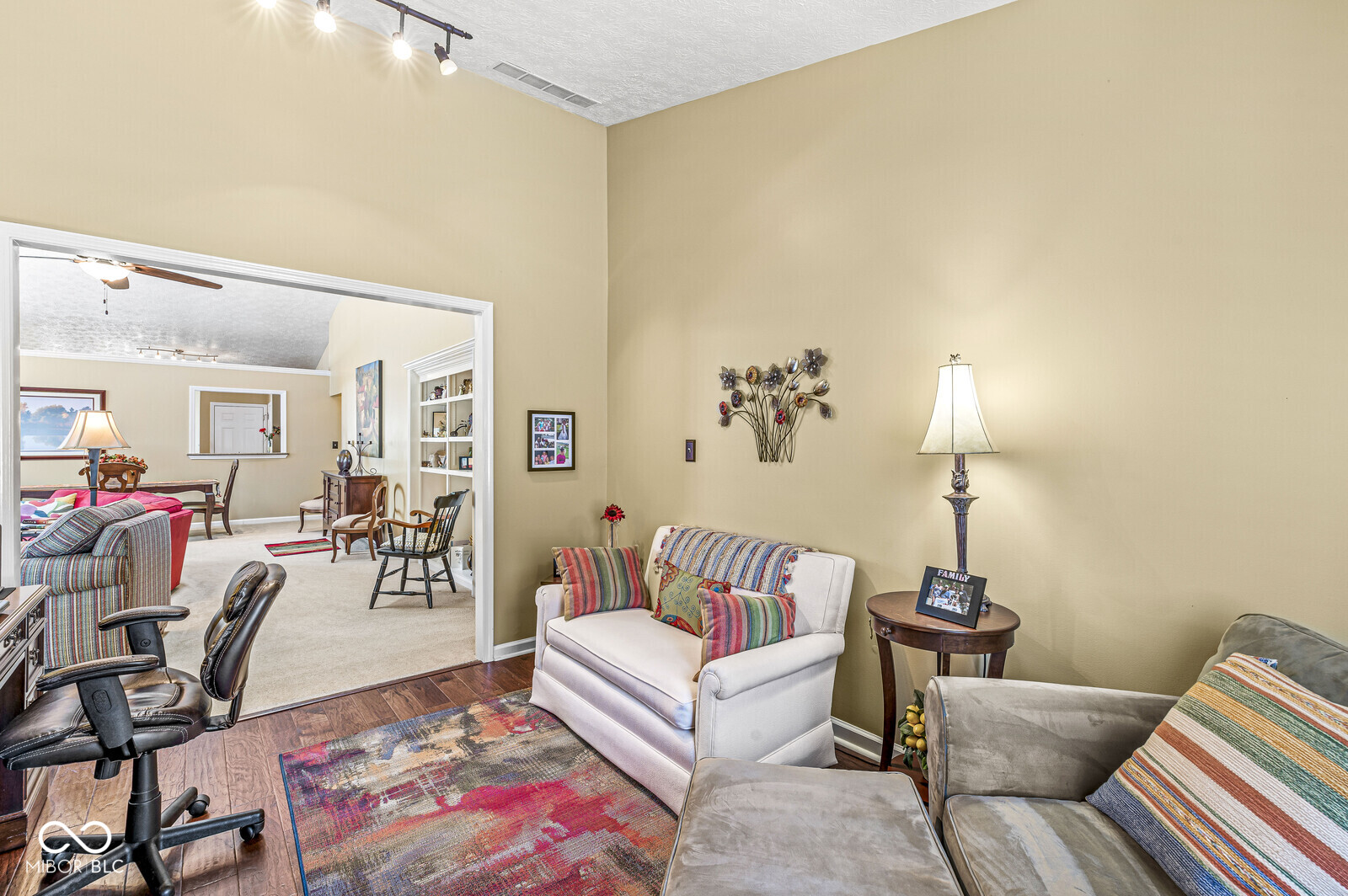 8139 River Bay Drive E