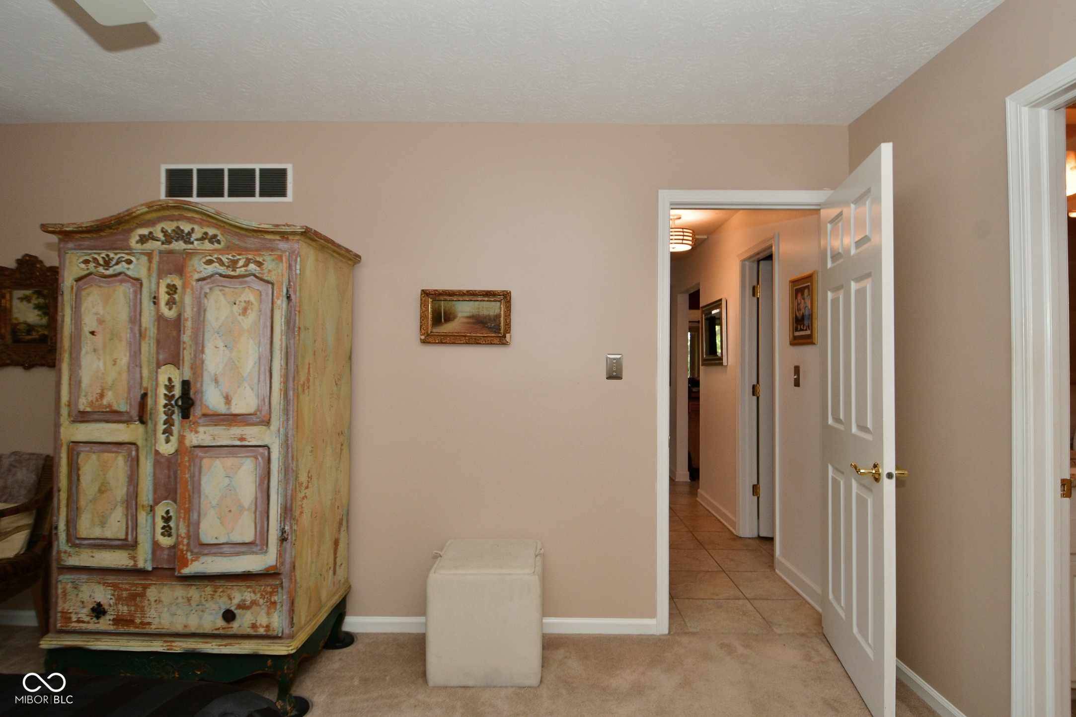 7614 Farm View Circle W