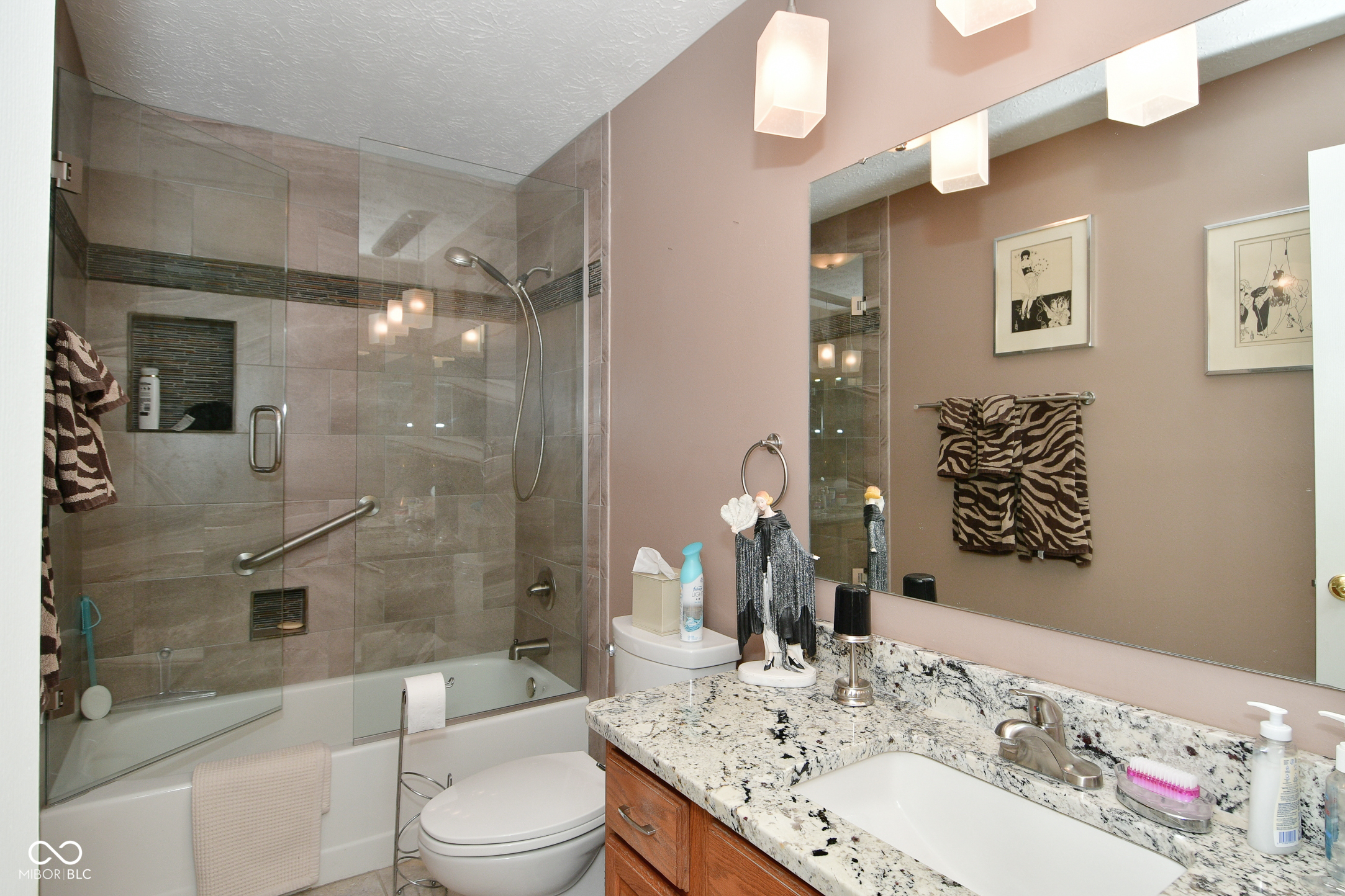 7614 Farm View Circle W