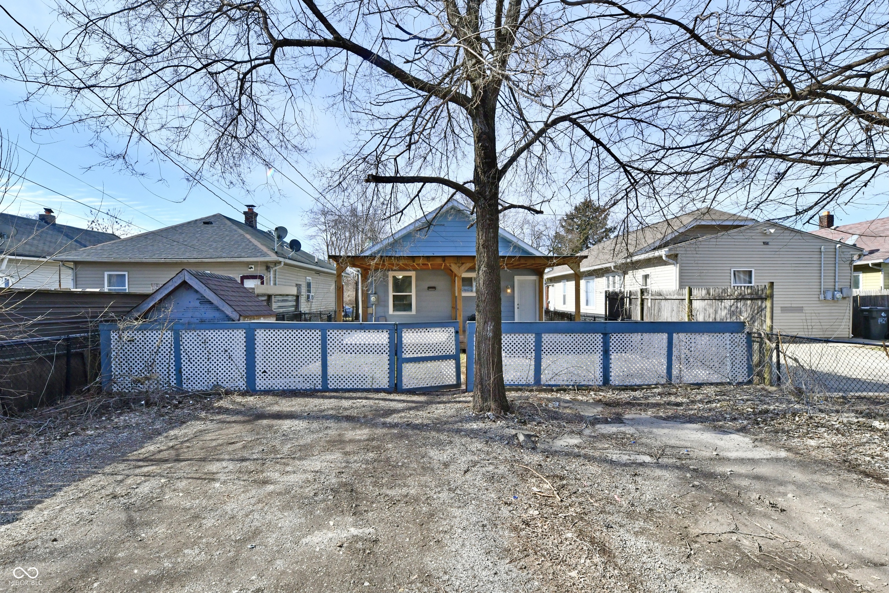 1425 N Mount Street