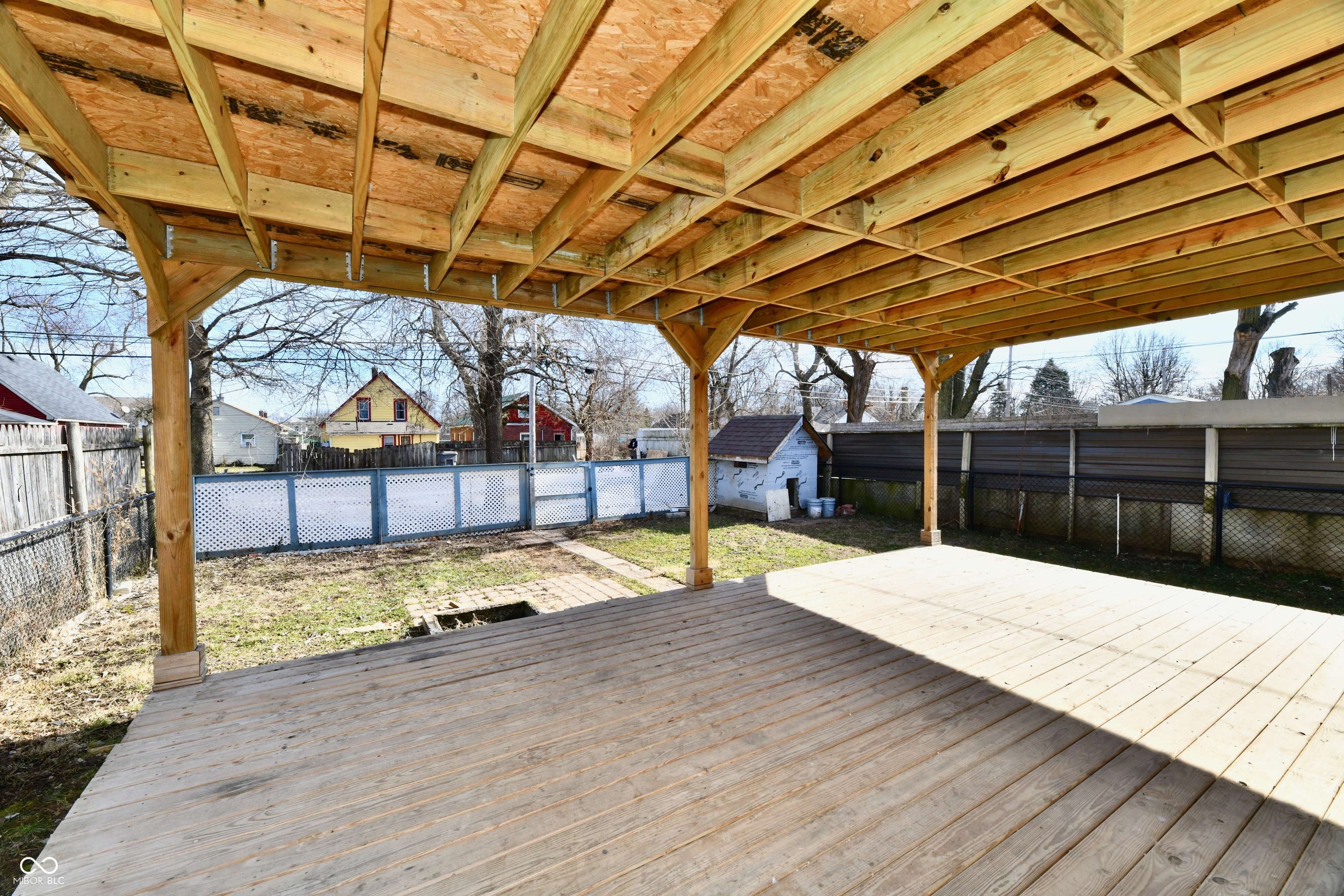 1425 N Mount Street