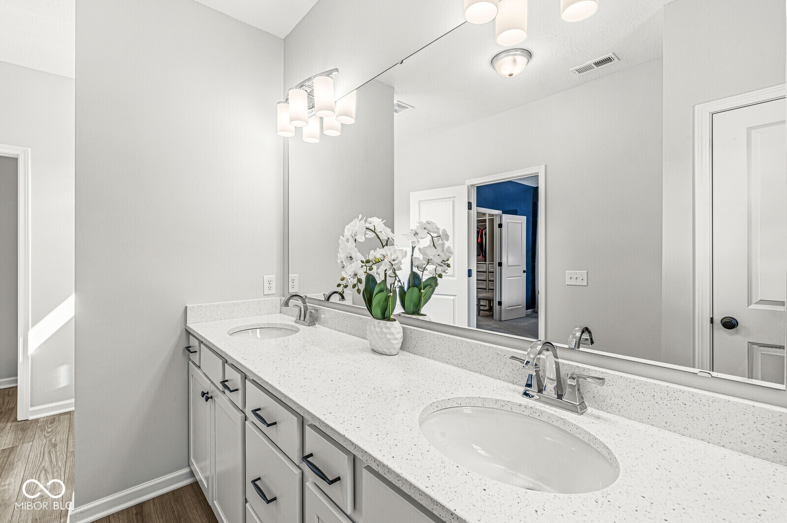 1004 Astor Lane