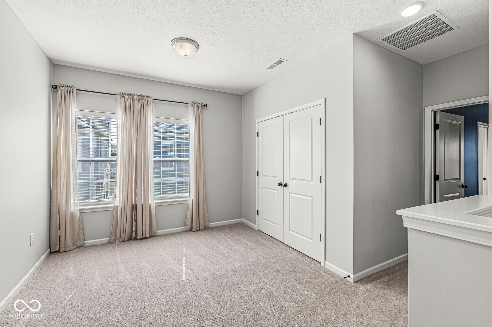 1004 Astor Lane