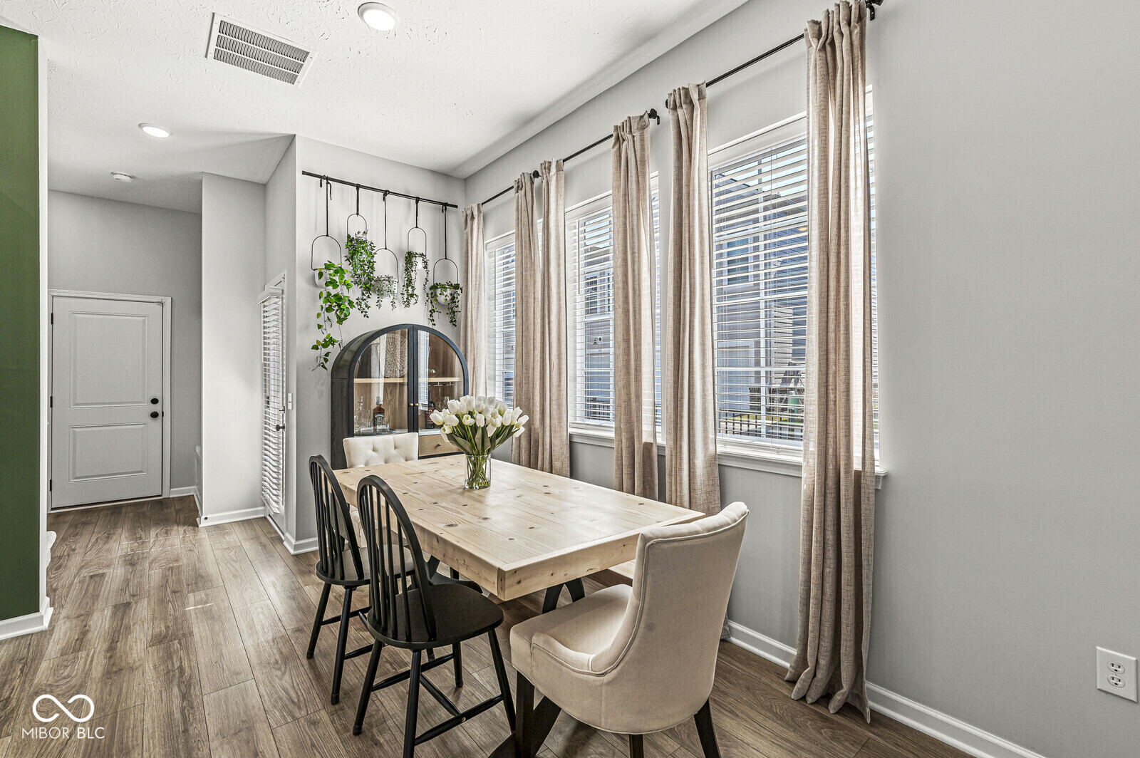 1004 Astor Lane