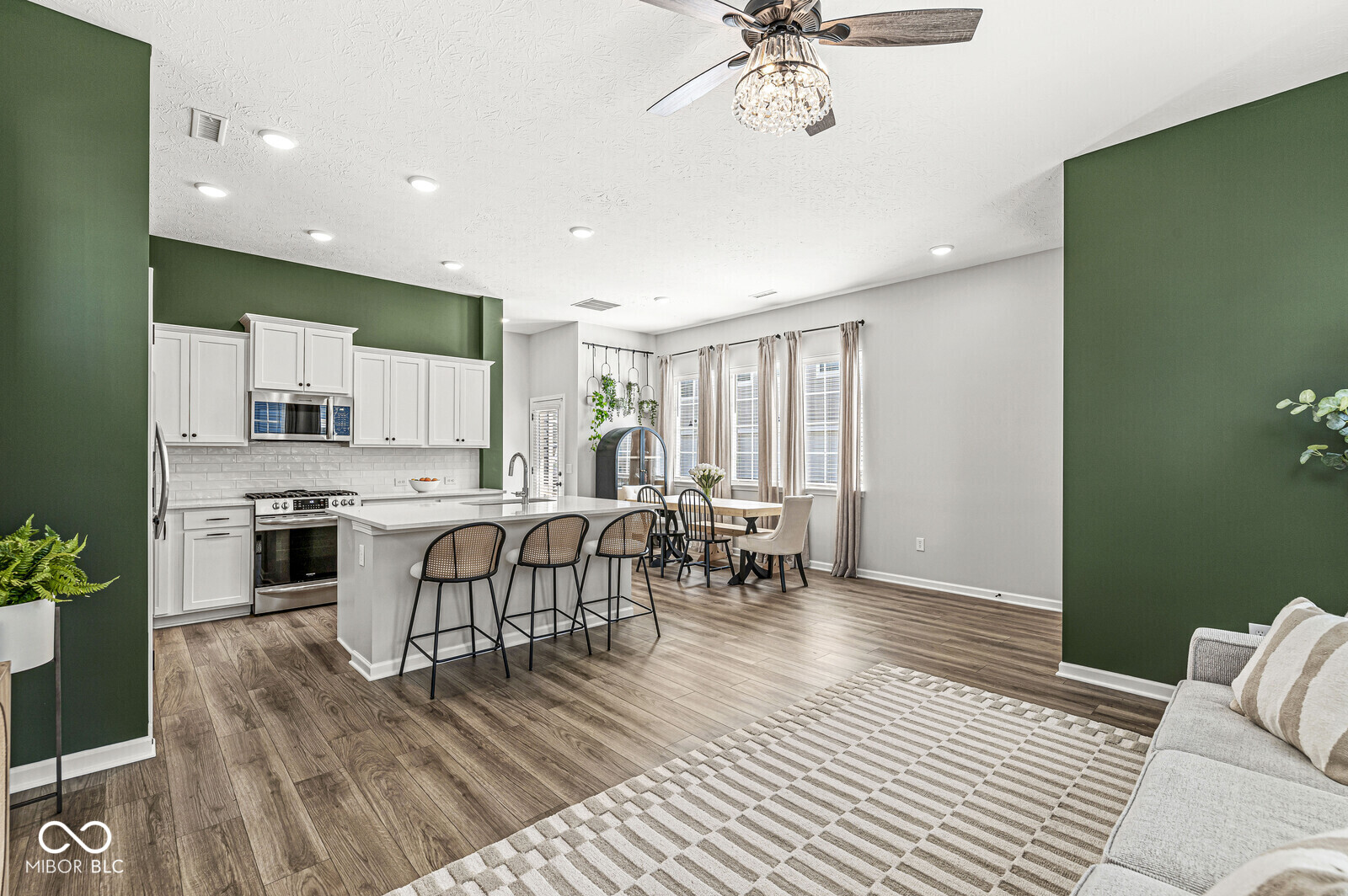 1004 Astor Lane