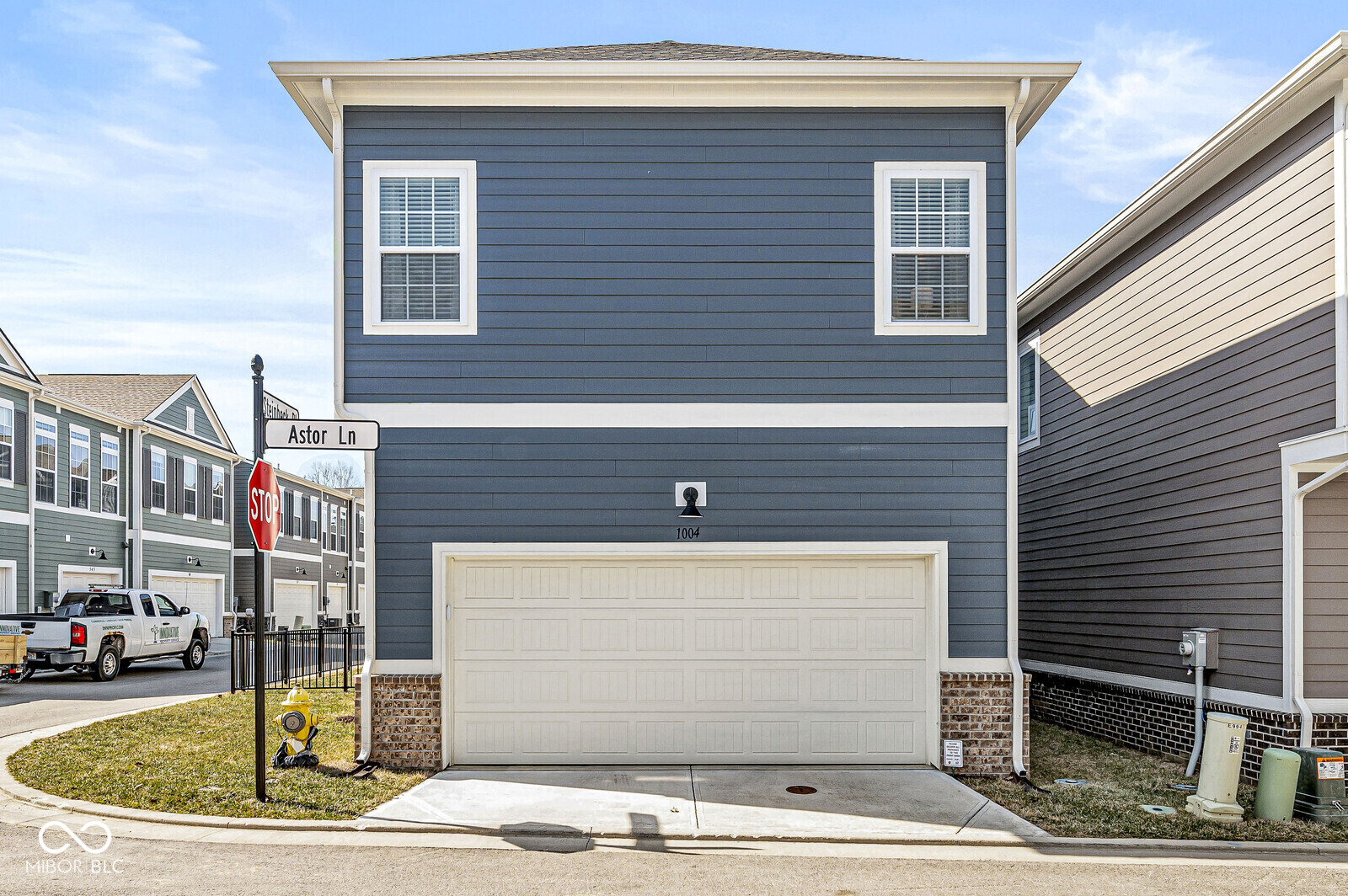 1004 Astor Lane