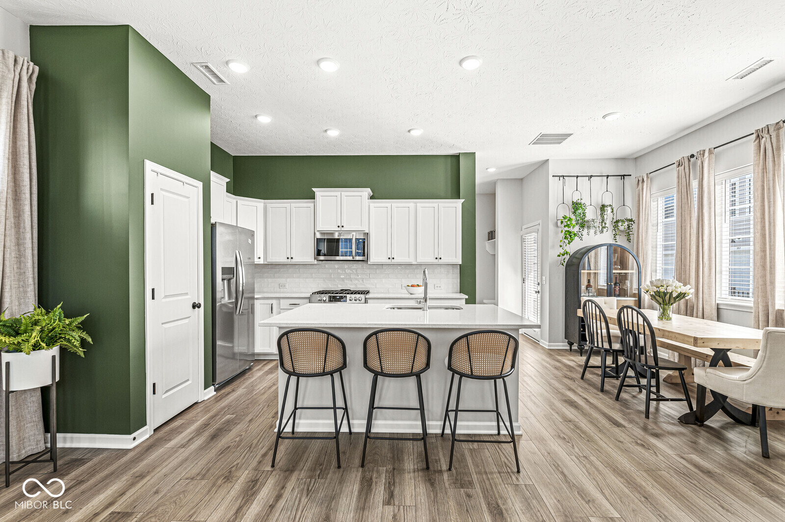1004 Astor Lane