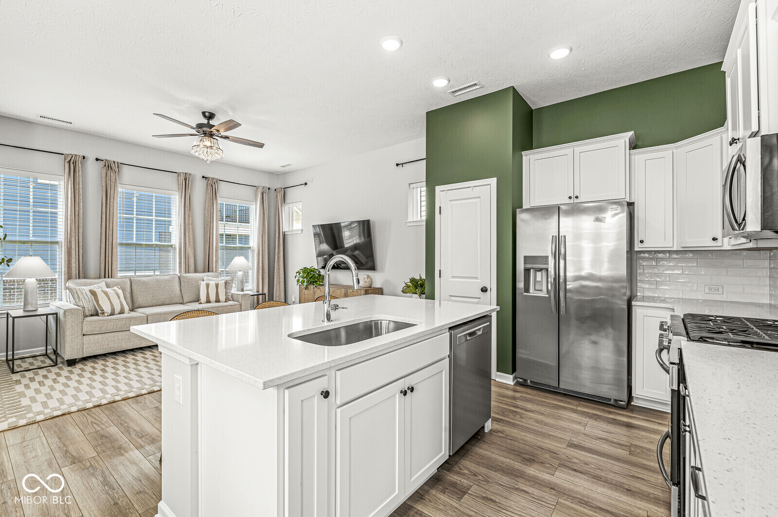 1004 Astor Lane