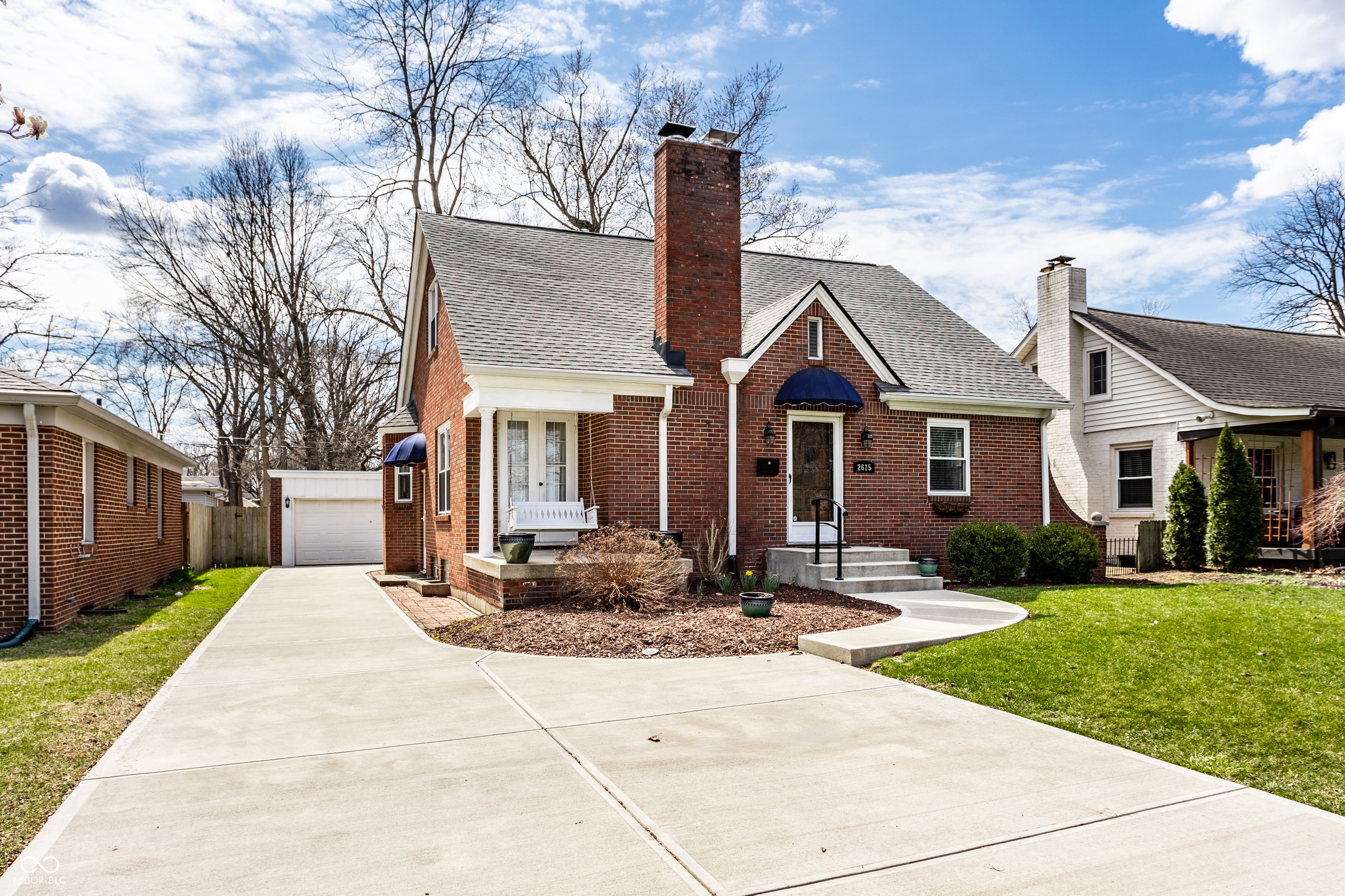 2615 Kessler Blvd E Drive