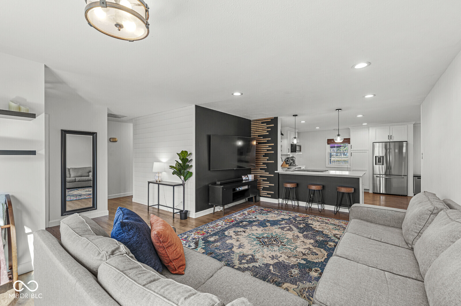 1234 W 81st Street