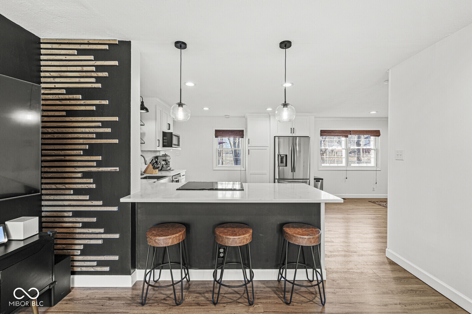 1234 W 81st Street