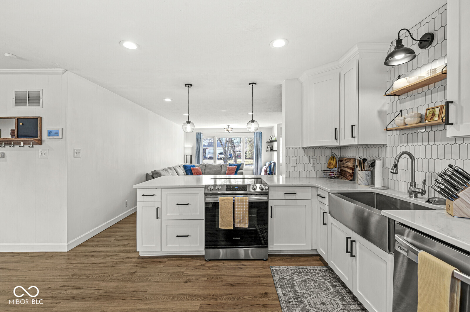 1234 W 81st Street