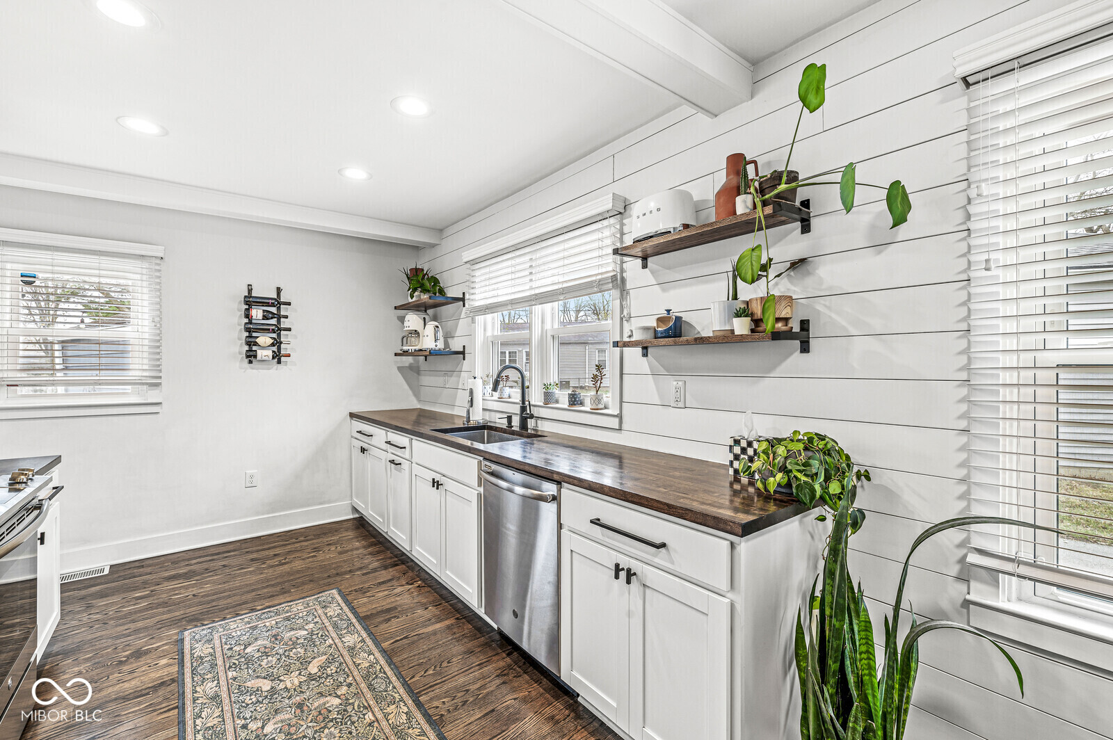 5377 Evanston Avenue