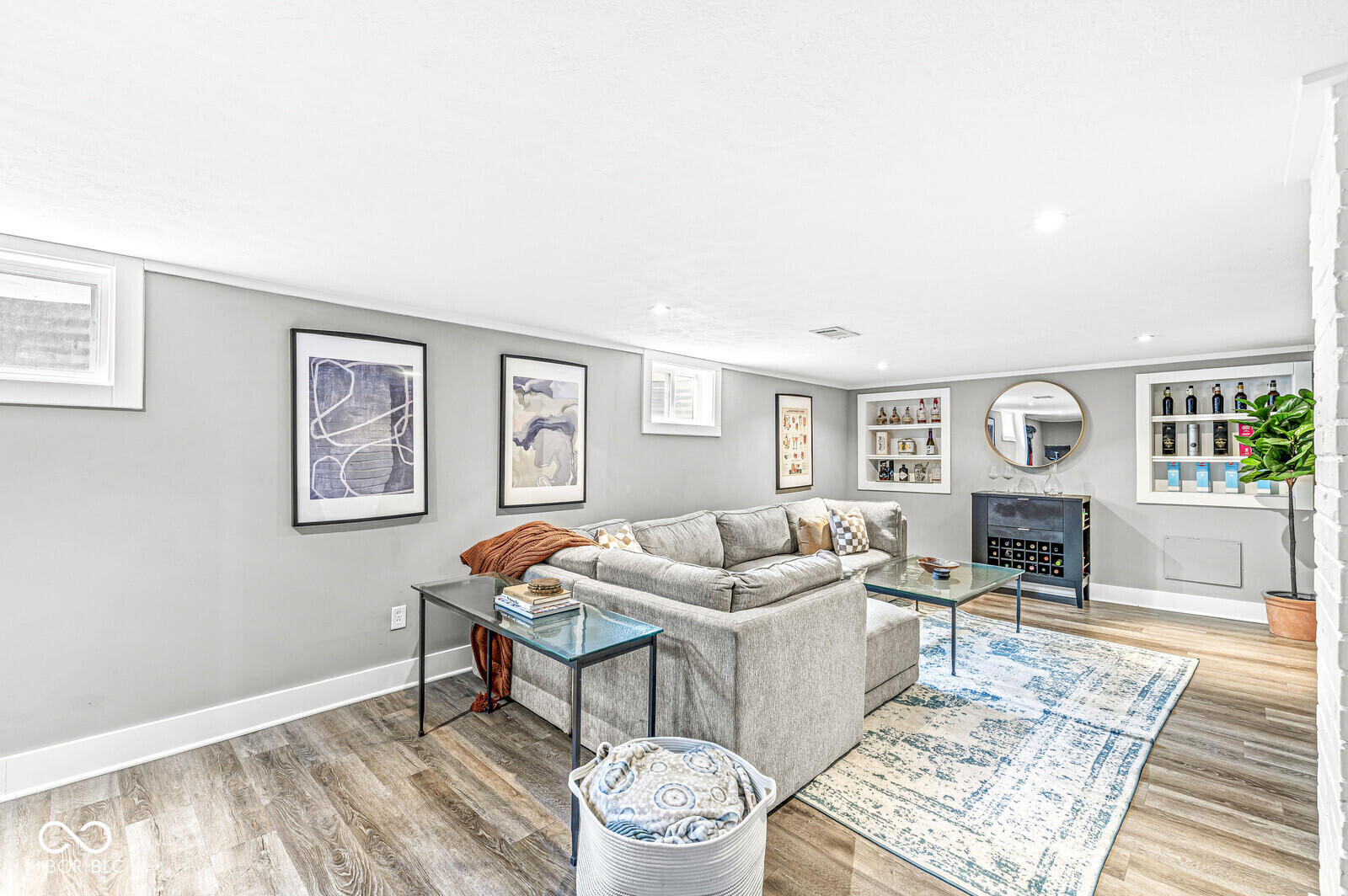 5377 Evanston Avenue