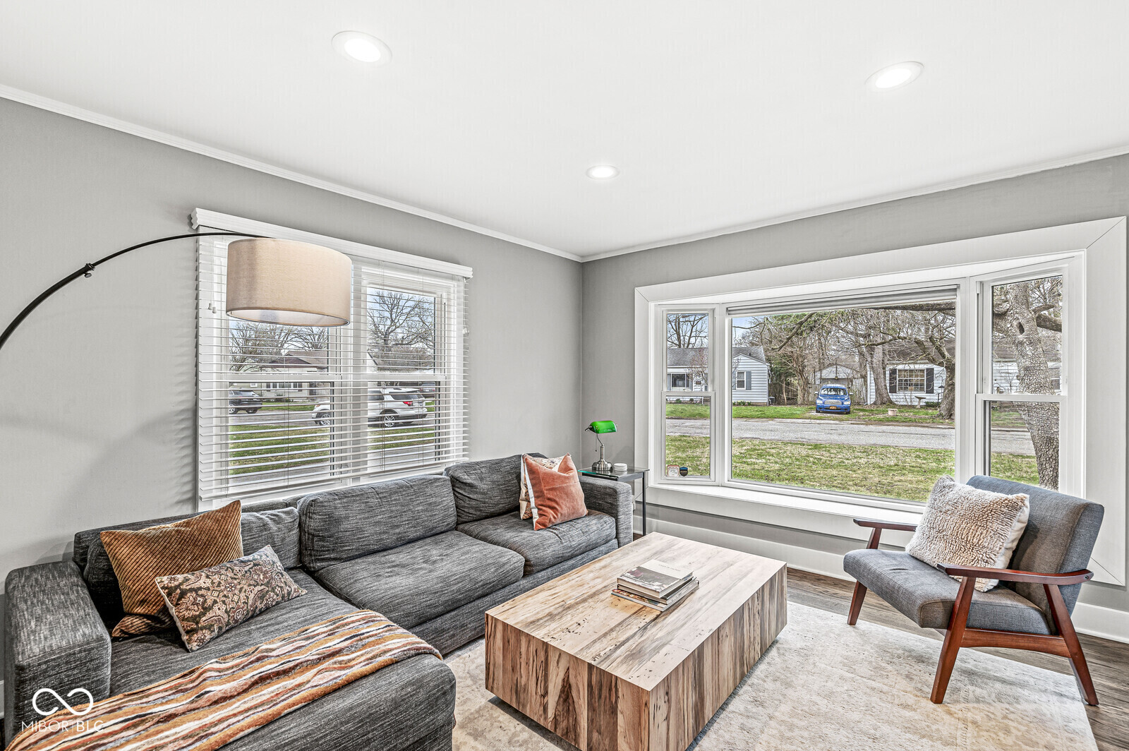 5377 Evanston Avenue