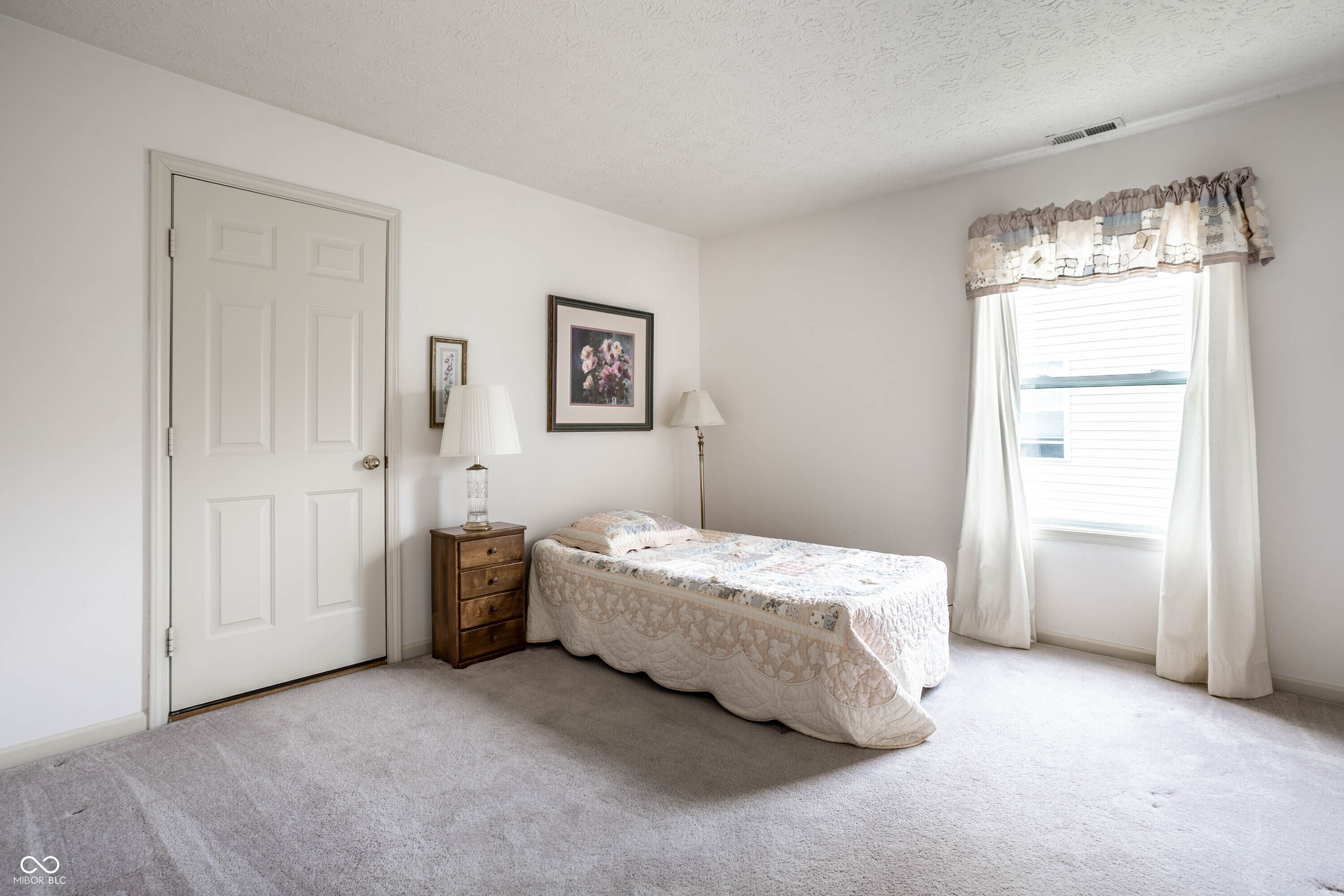 8618 Turnstone Court
