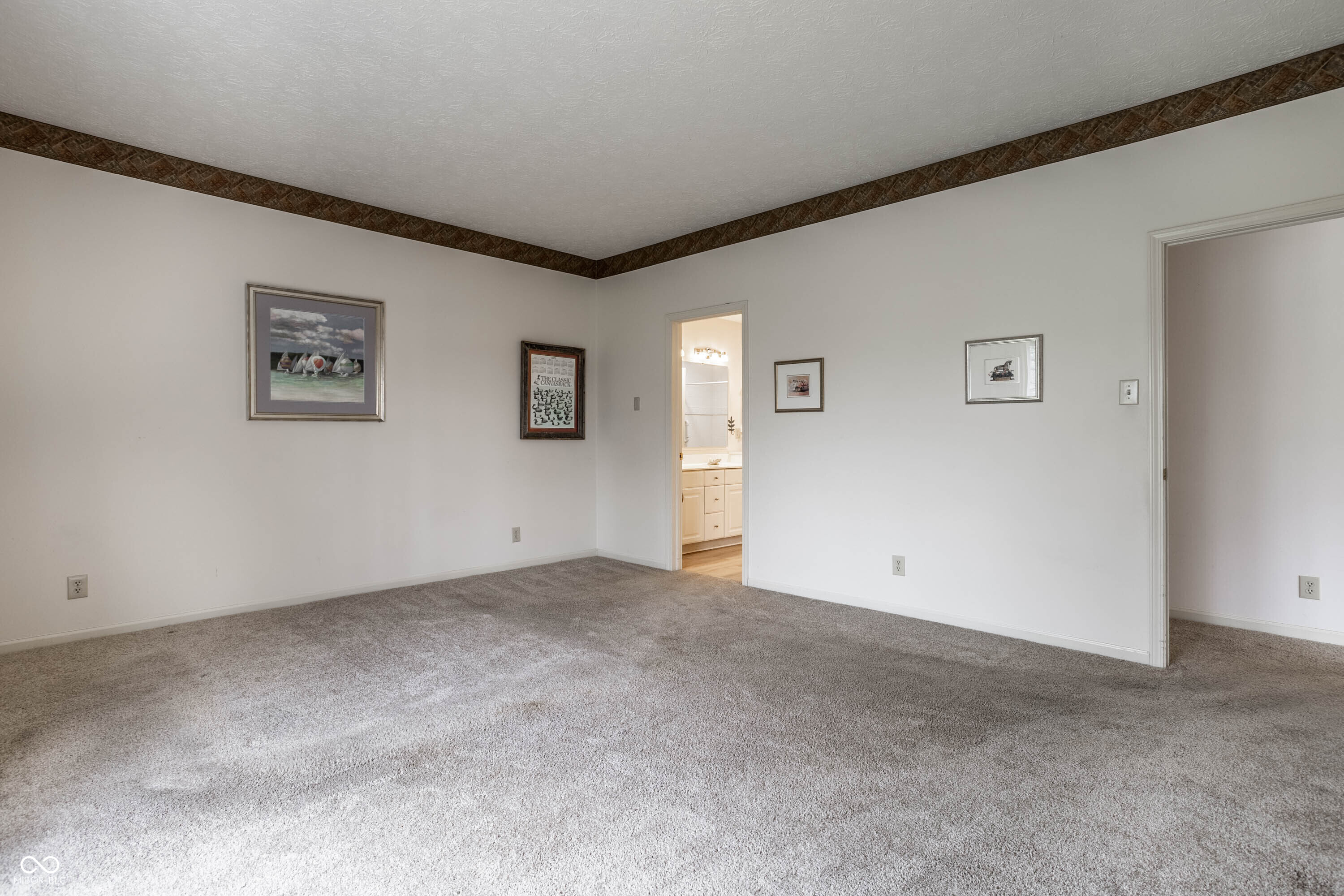 8618 Turnstone Court