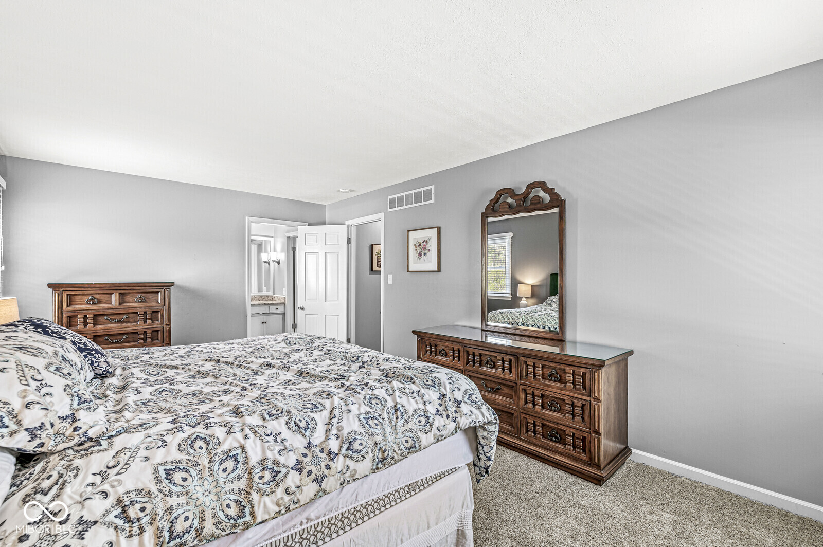 8639 Lancaster Road